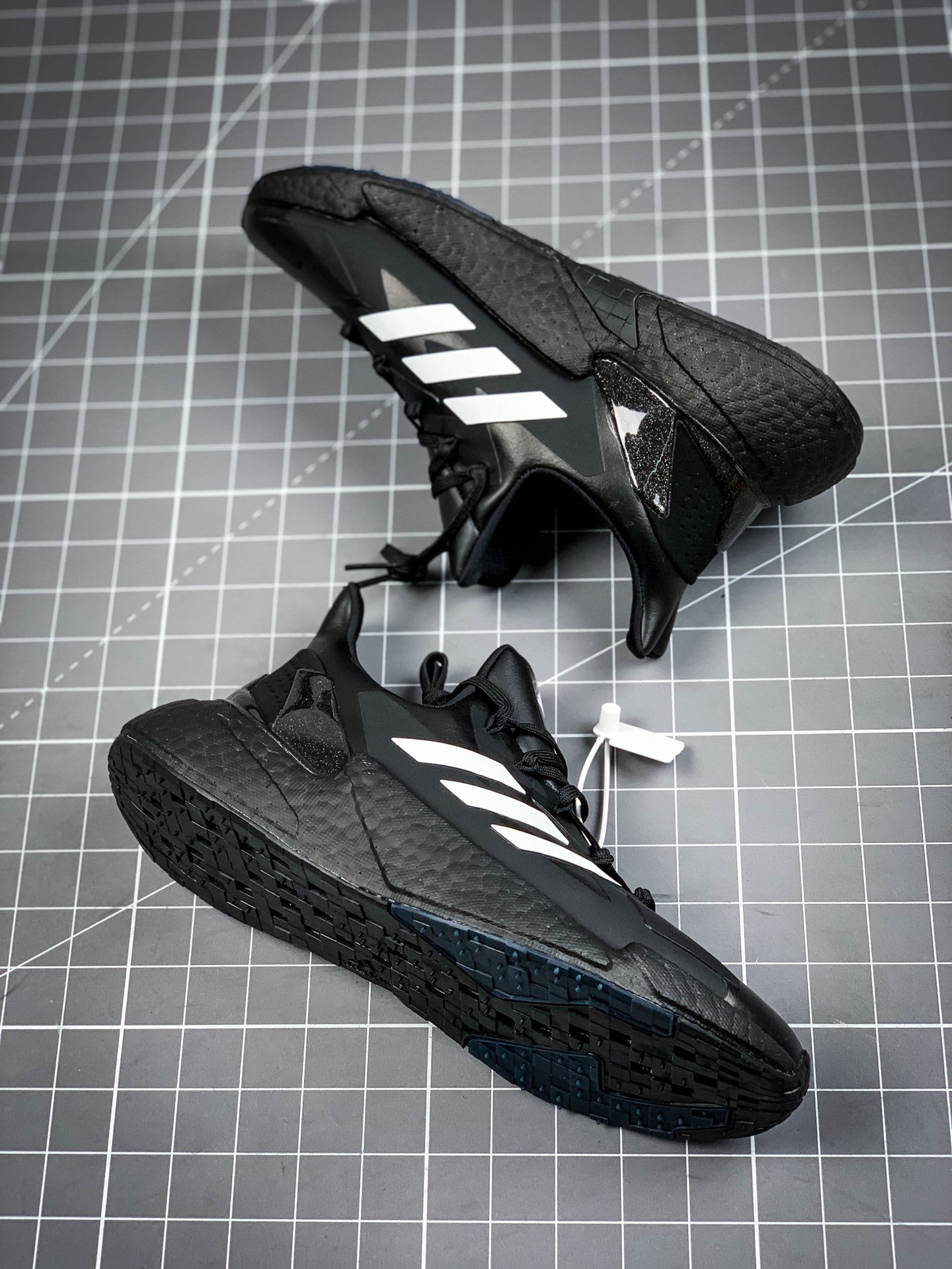 240 Adidas 阿迪达斯 X9000L4 Boost 王嘉尔同款 爆米花中底跑鞋 FW9396