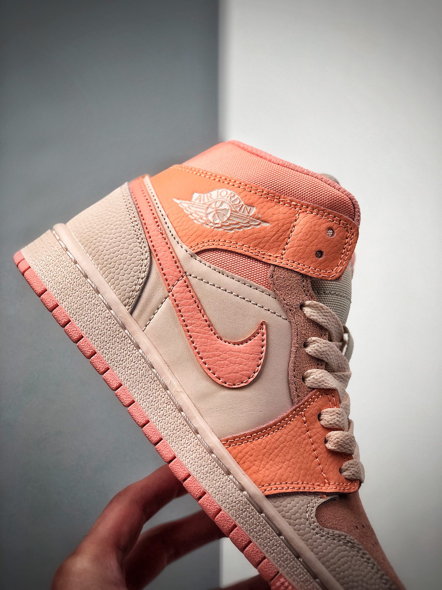 260 公司级Air Jordan 1 Mid SE  AJ1/乔1 中帮百搭休闲运动板鞋DH4270-800