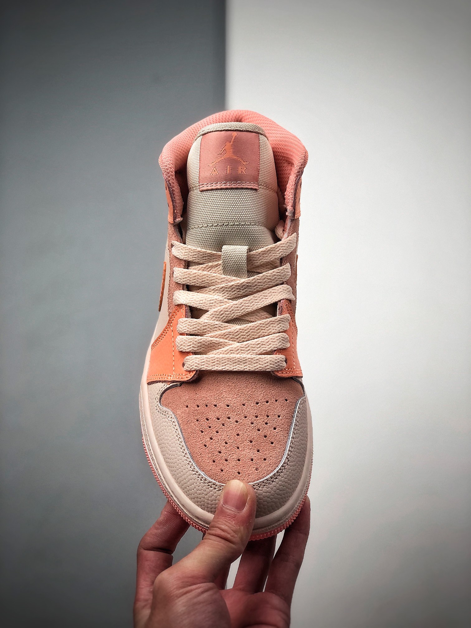 260 公司级Air Jordan 1 Mid SE  AJ1/乔1 中帮百搭休闲运动板鞋DH4270-800