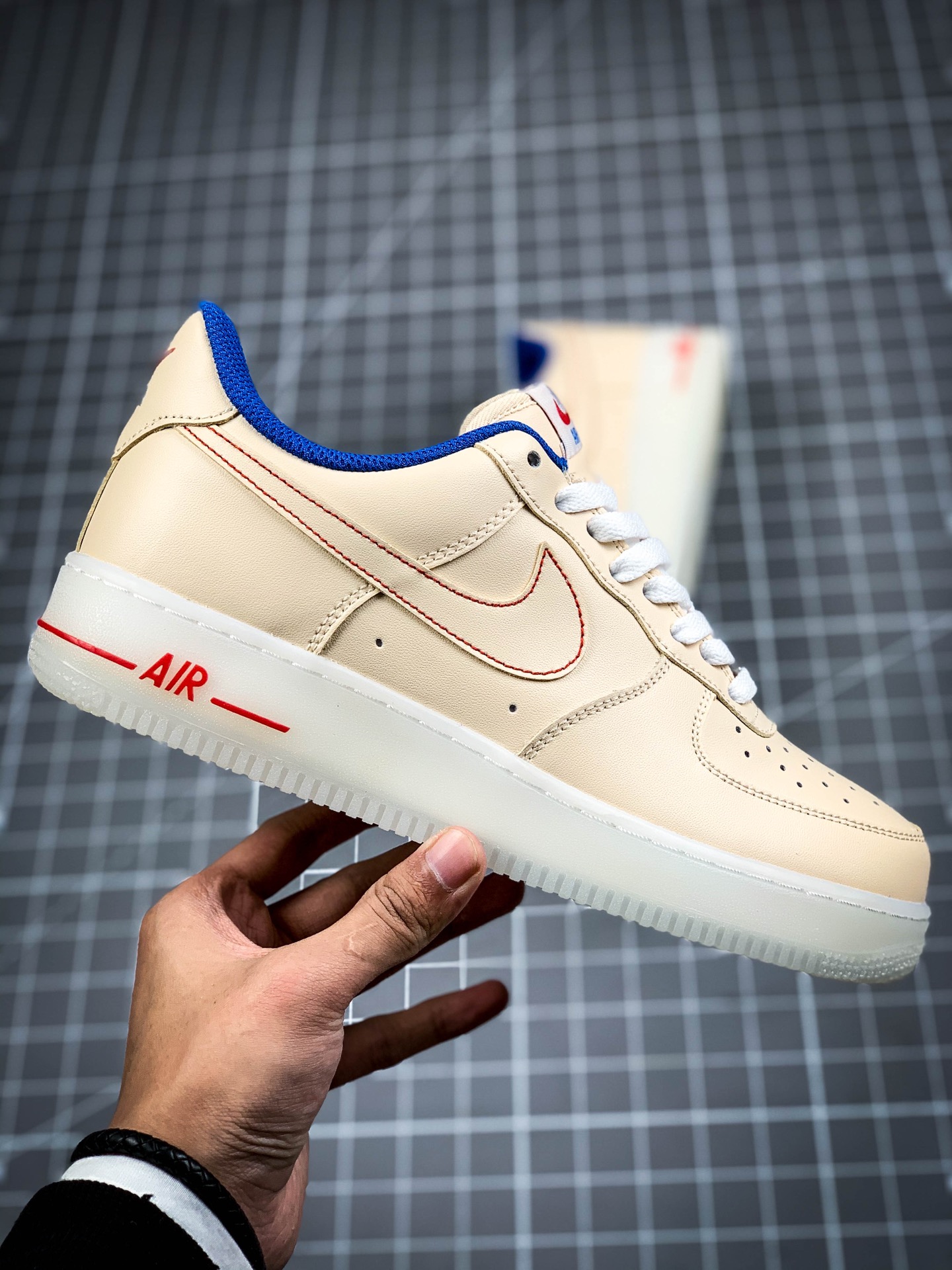 200 新品 耐克 Nike Air Force 1 空军一号低帮百搭休闲运动板鞋DH0928-800