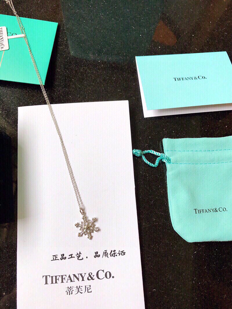 Tiffany & Co. 拥抱 Tiffany&Co 同步 配图片防伪标签 新款雪花 项链