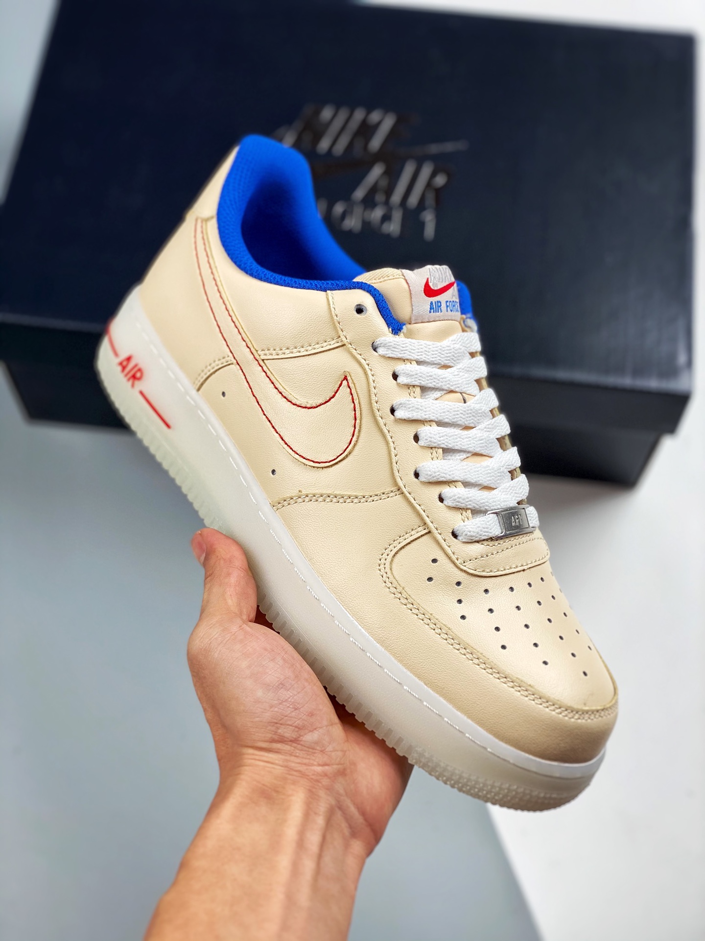 Nike Air Force 1 beige y azul, horma original, cartón original, estilo puro de Air Force, enfocado en el canal de comer…