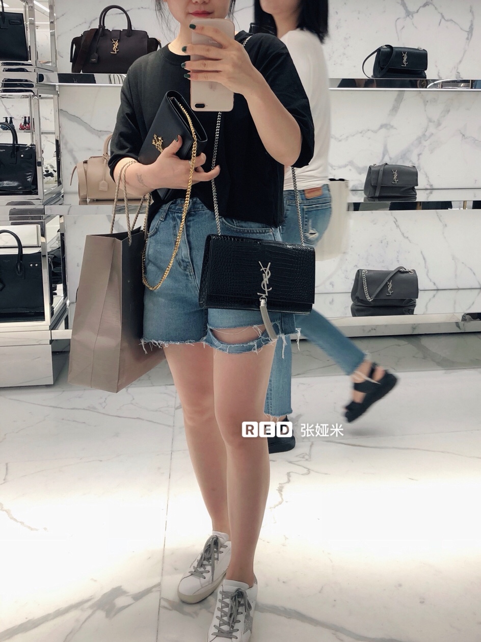 YSL 𝑲𝒂𝒕𝒆 𝟮𝟰𝒄𝒎 鳄鱼纹流苏包 354119黑色/银扣