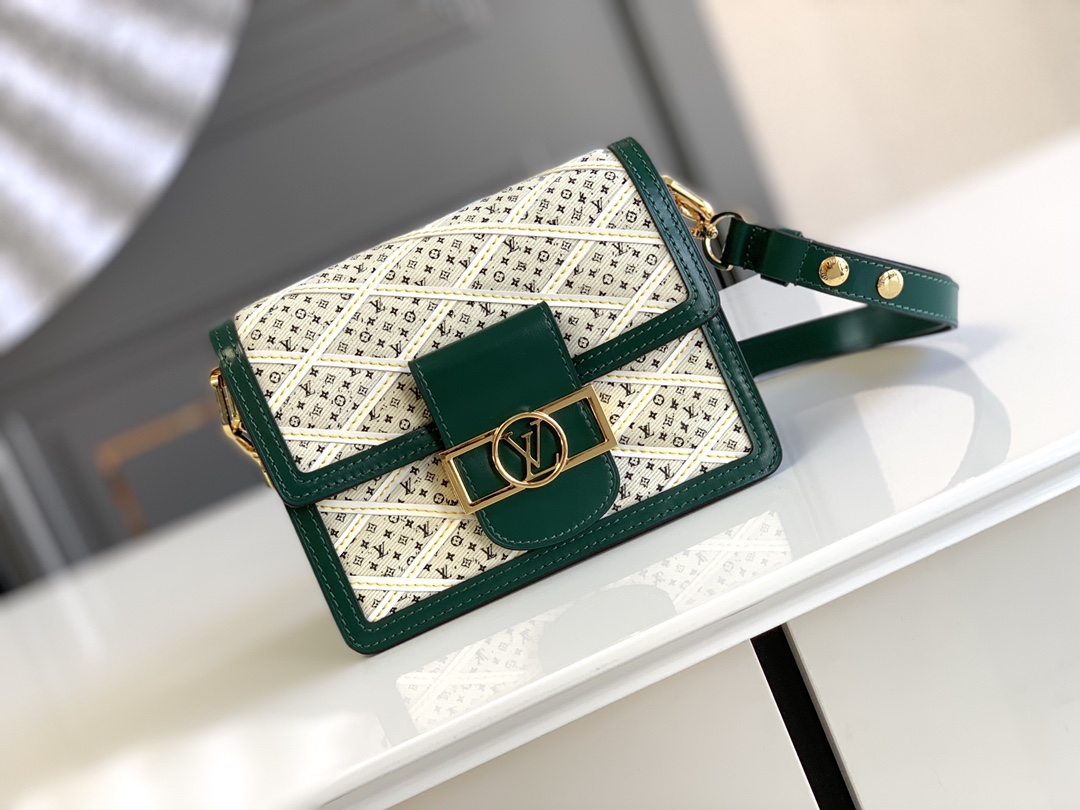 Louis Vuitton LV Dauphine Fake
 Bags Handbags Green Cowhide Spring/Summer Collection Fashion Mini M53996