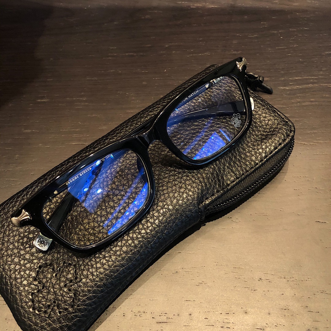 Eyeglass Frames