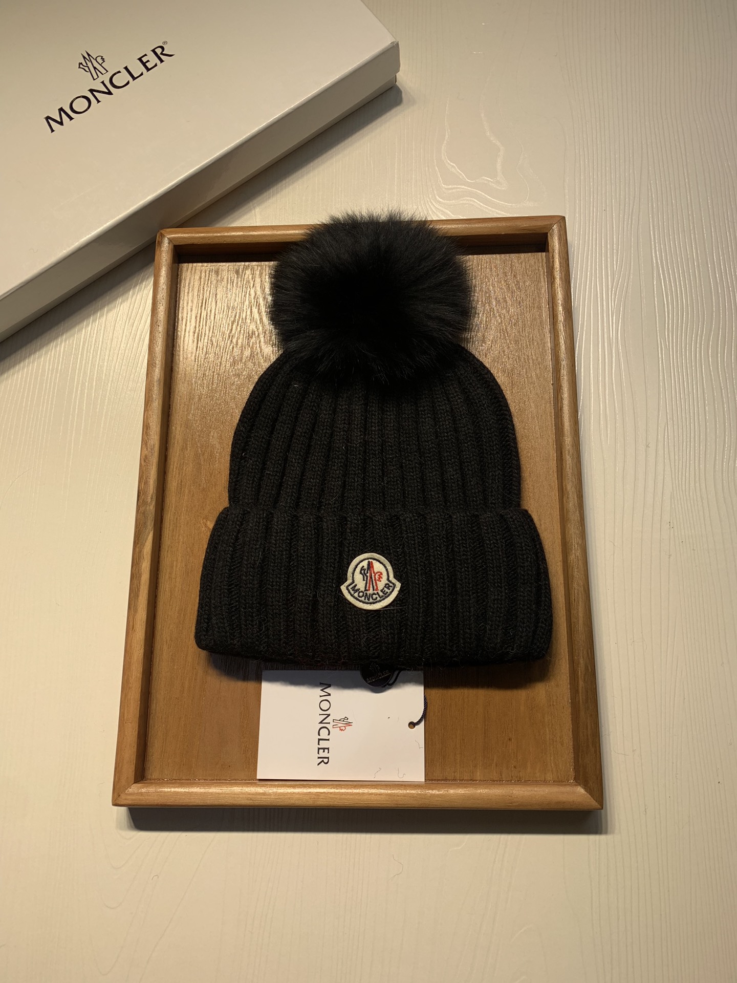 🌹。蒙口。【羊毛单帽-带狐狸毛球】客供小羊毛！珍贵典藏的灵魂帽子！客供色纱.每个颜色都非常好看！经典！手