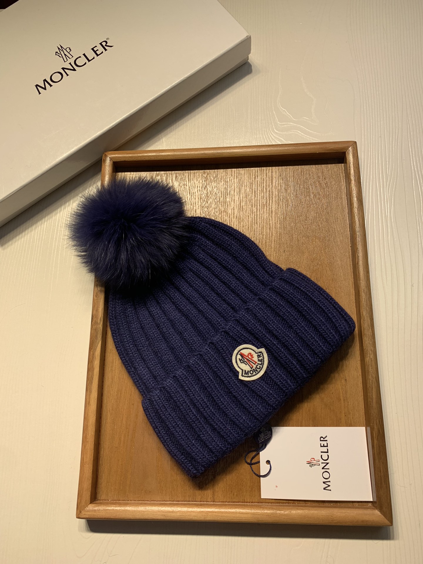 🌹。蒙口。【羊毛单帽-带狐狸毛球】客供小羊毛！珍贵典藏的灵魂帽子！客供色纱.每个颜色都非常好看！经典！手