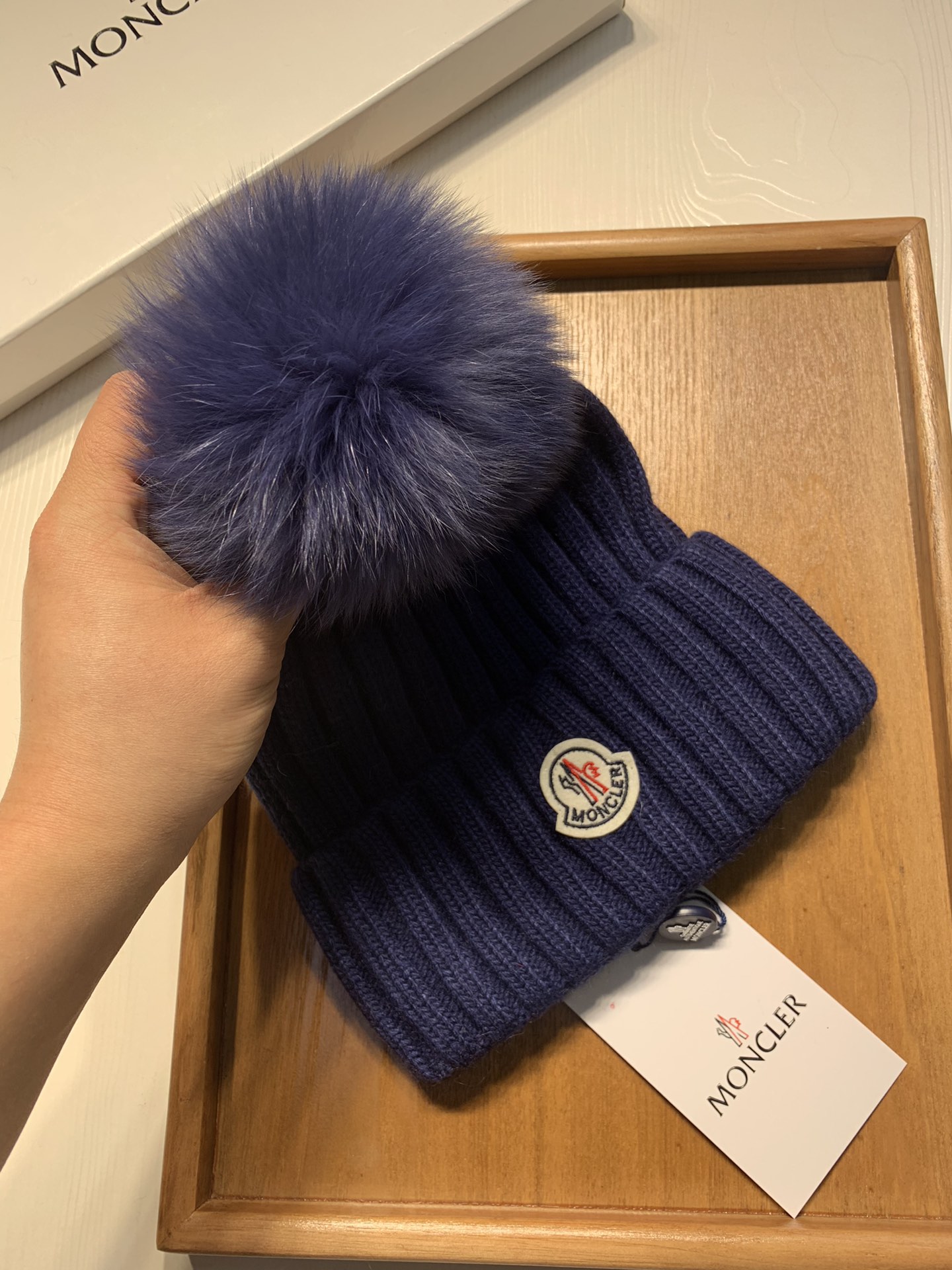 🌹。蒙口。【羊毛单帽-带狐狸毛球】客供小羊毛！珍贵典藏的灵魂帽子！客供色纱.每个颜色都非常好看！经典！手