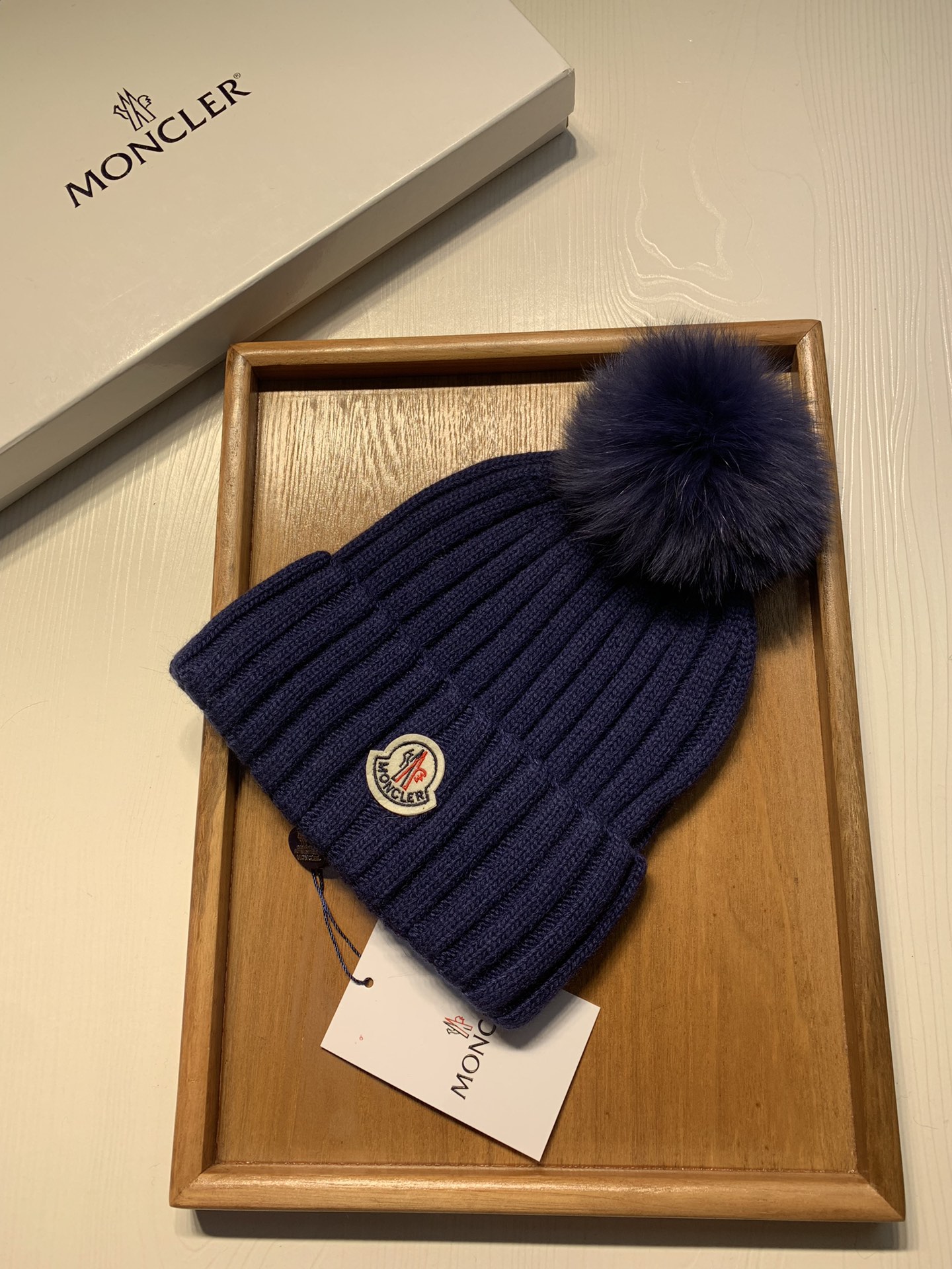 🌹。蒙口。【羊毛单帽-带狐狸毛球】客供小羊毛！珍贵典藏的灵魂帽子！客供色纱.每个颜色都非常好看！经典！手