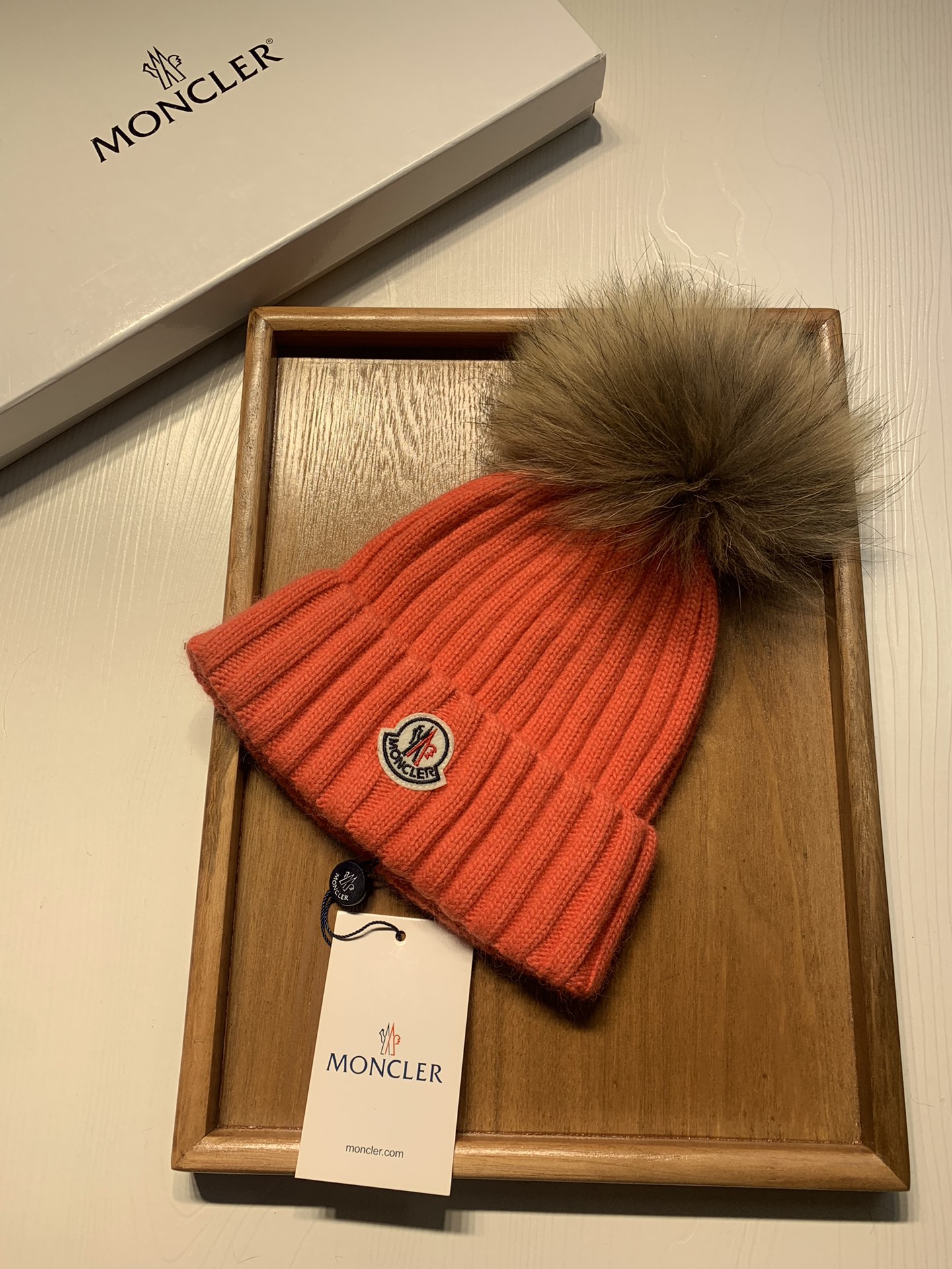 🌹。蒙口。【羊毛单帽-带狐狸毛球】客供小羊毛！珍贵典藏的灵魂帽子！客供色纱.每个颜色都非常好看！经典！手