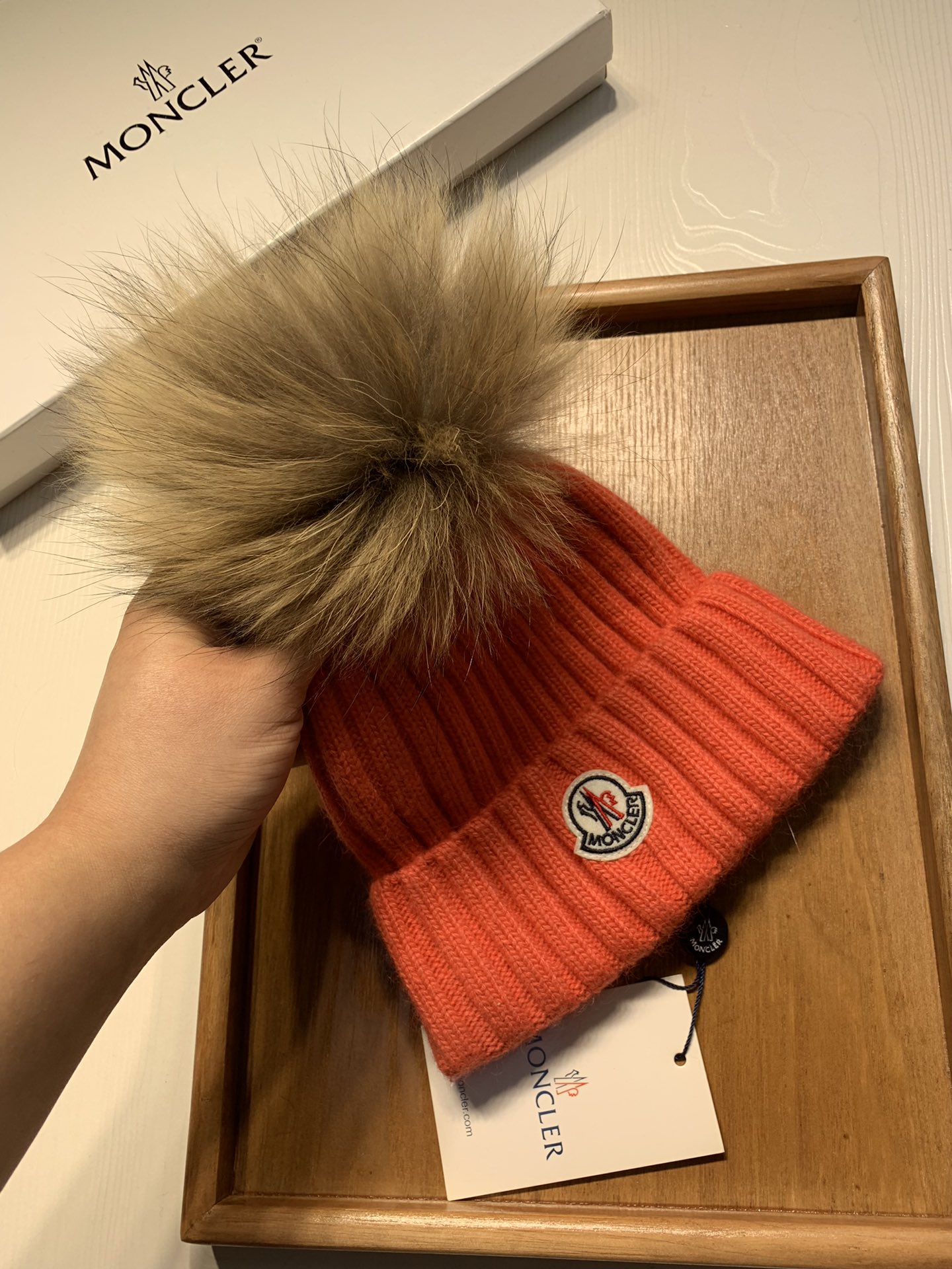 🌹。蒙口。【羊毛单帽-带狐狸毛球】客供小羊毛！珍贵典藏的灵魂帽子！客供色纱.每个颜色都非常好看！经典！手