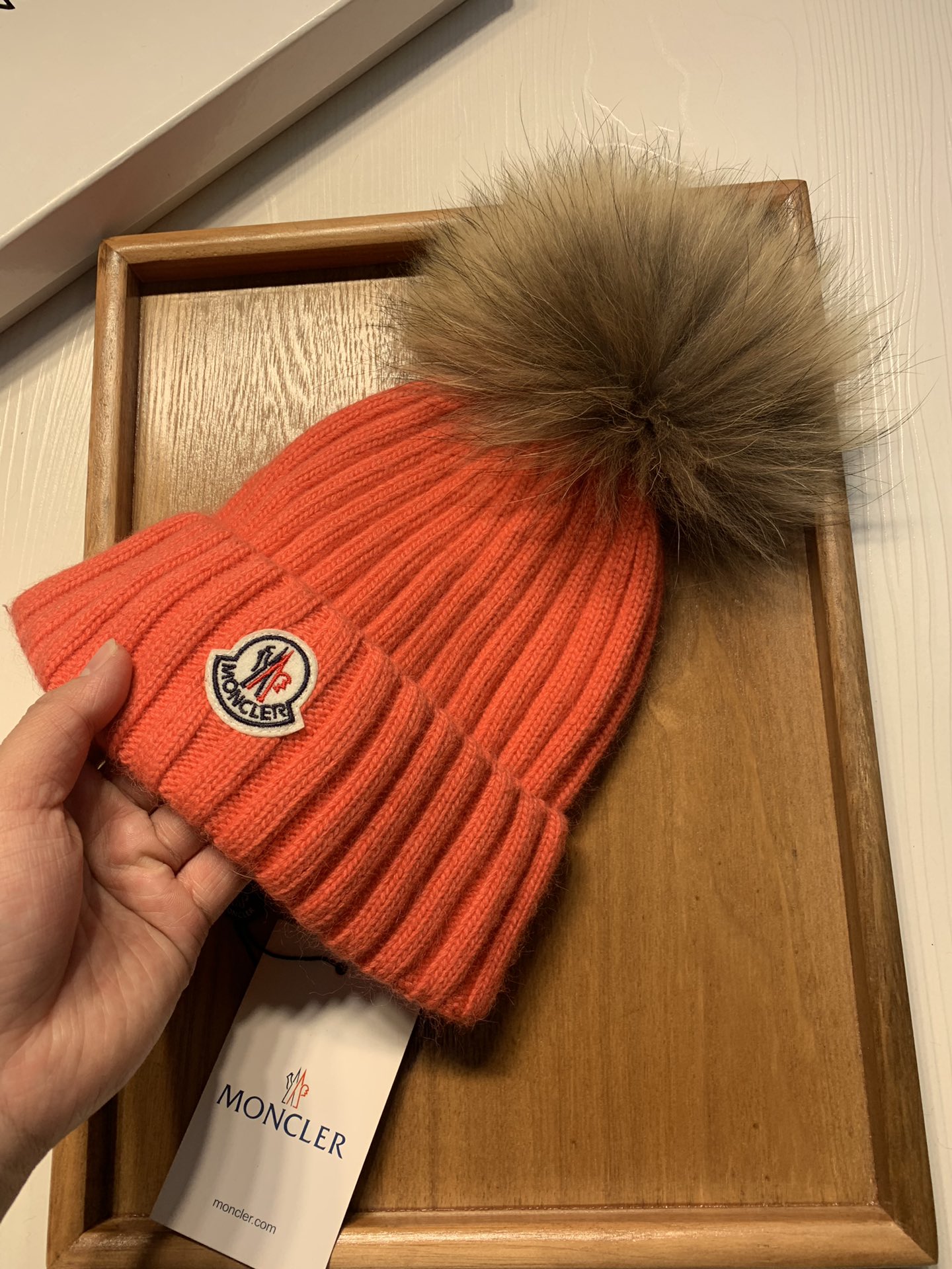 🌹。蒙口。【羊毛单帽-带狐狸毛球】客供小羊毛！珍贵典藏的灵魂帽子！客供色纱.每个颜色都非常好看！经典！手