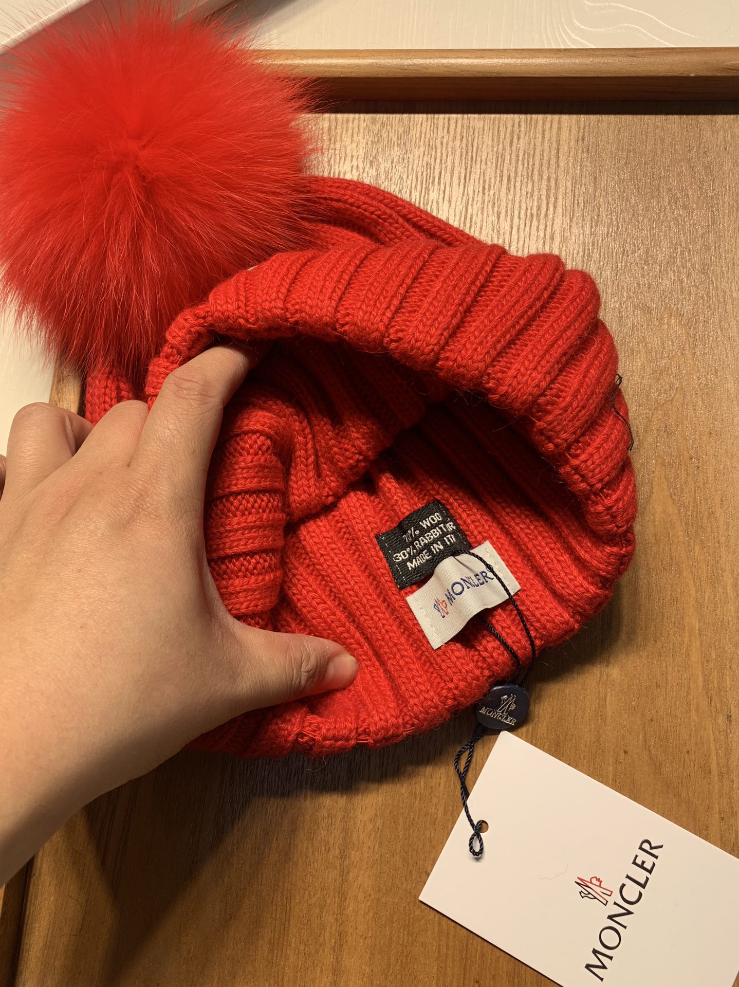 🌹。蒙口。【羊毛单帽-带狐狸毛球】客供小羊毛！珍贵典藏的灵魂帽子！客供色纱.每个颜色都非常好看！经典！手