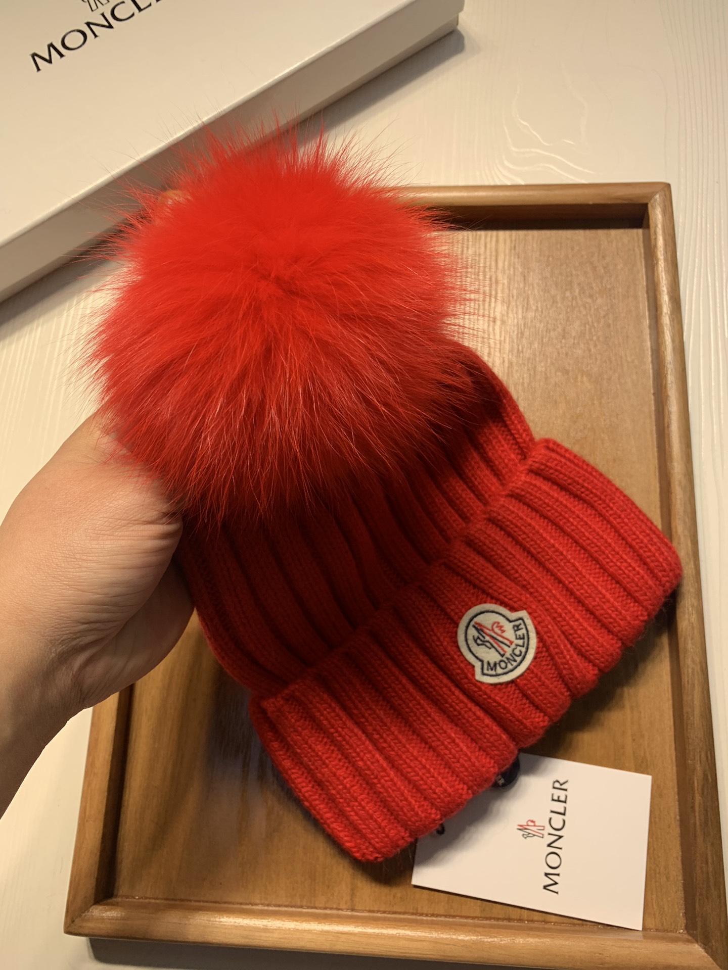 🌹。蒙口。【羊毛单帽-带狐狸毛球】客供小羊毛！珍贵典藏的灵魂帽子！客供色纱.每个颜色都非常好看！经典！手