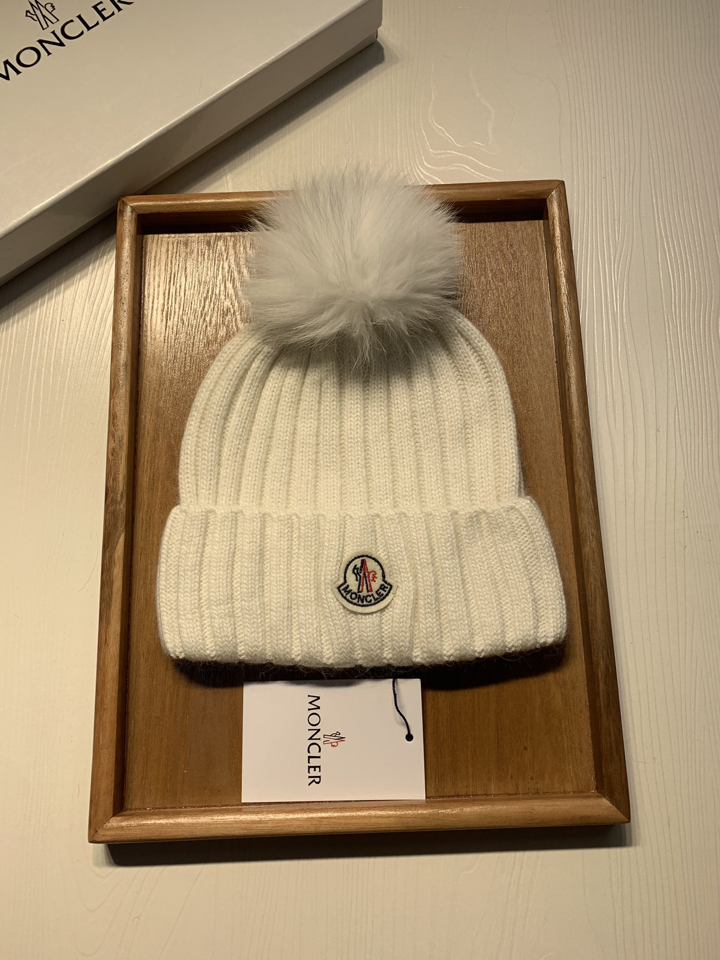 🌹。蒙口。【羊毛单帽-带狐狸毛球】客供小羊毛！珍贵典藏的灵魂帽子！客供色纱.每个颜色都非常好看！经典！手