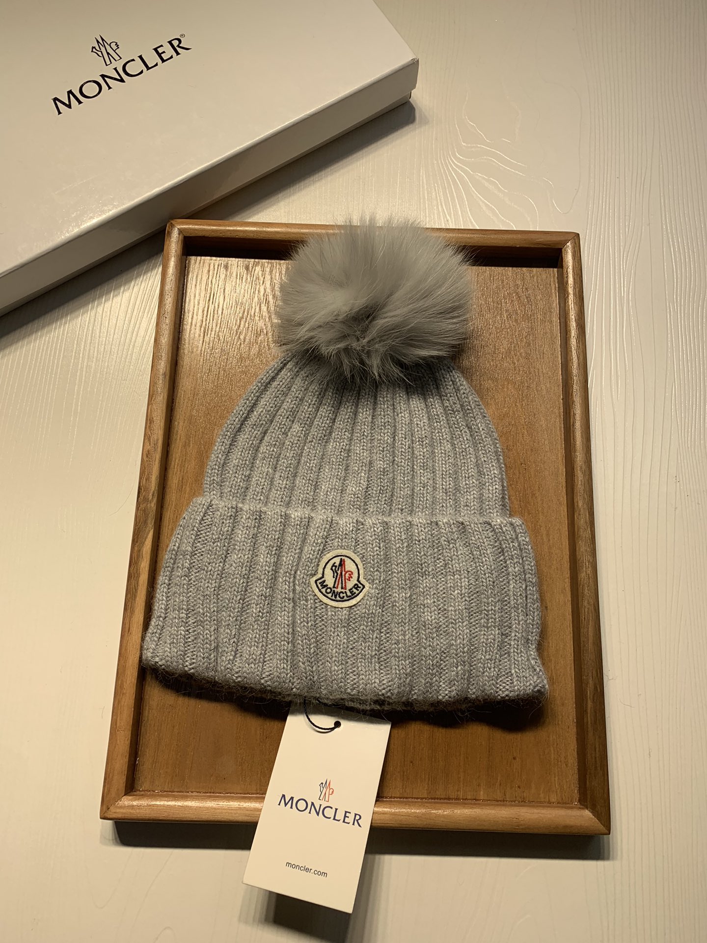 🌹。蒙口。【羊毛单帽-带狐狸毛球】客供小羊毛！珍贵典藏的灵魂帽子！客供色纱.每个颜色都非常好看！经典！手