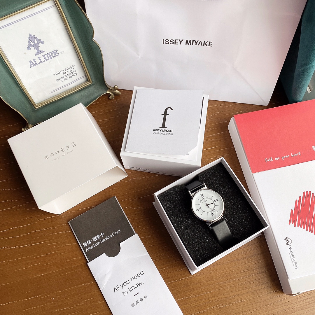 Часы Issey Miyake