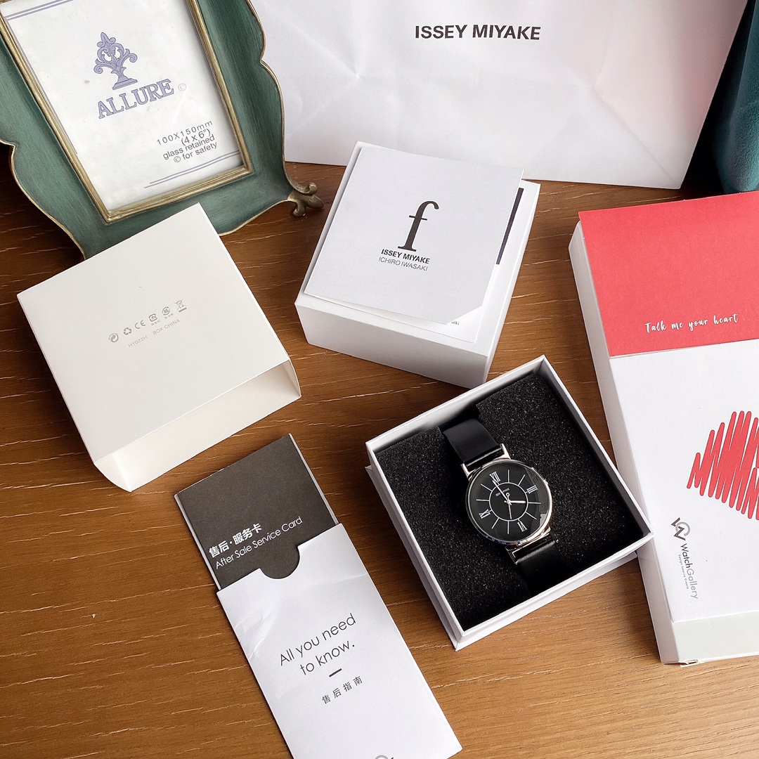 Часы Issey Miyake