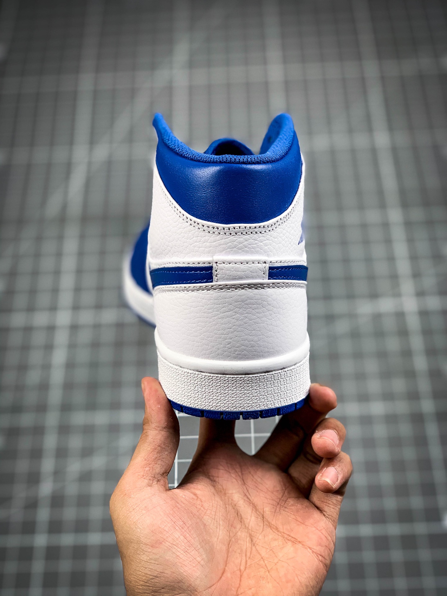 240 Air Jordan 1 Mid 白蓝 中帮系列 554724-114