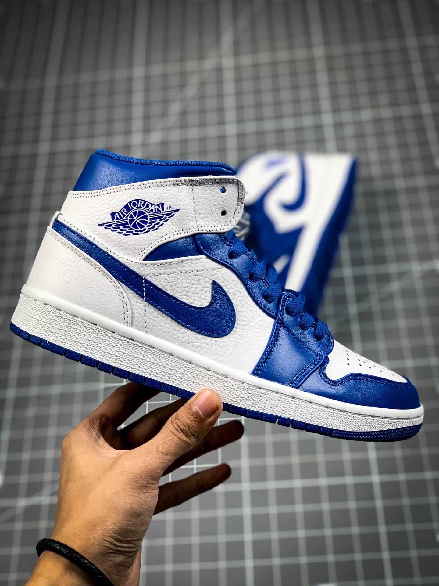 240 Air Jordan 1 Mid 白蓝 中帮系列 554724-114