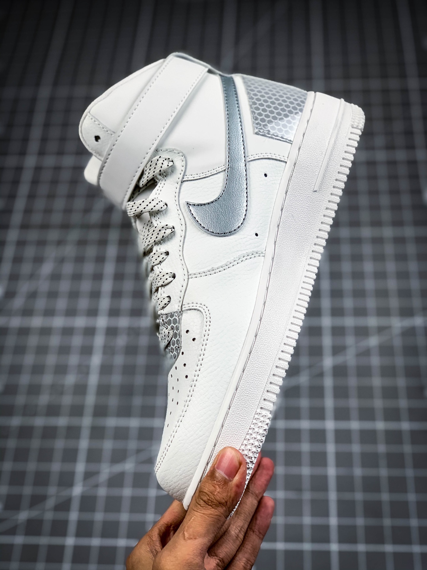 220 Nike Air Force 1 High '07 Lv8 3M 空军一号NBA联名3M反光高帮休闲板鞋CU4159-100