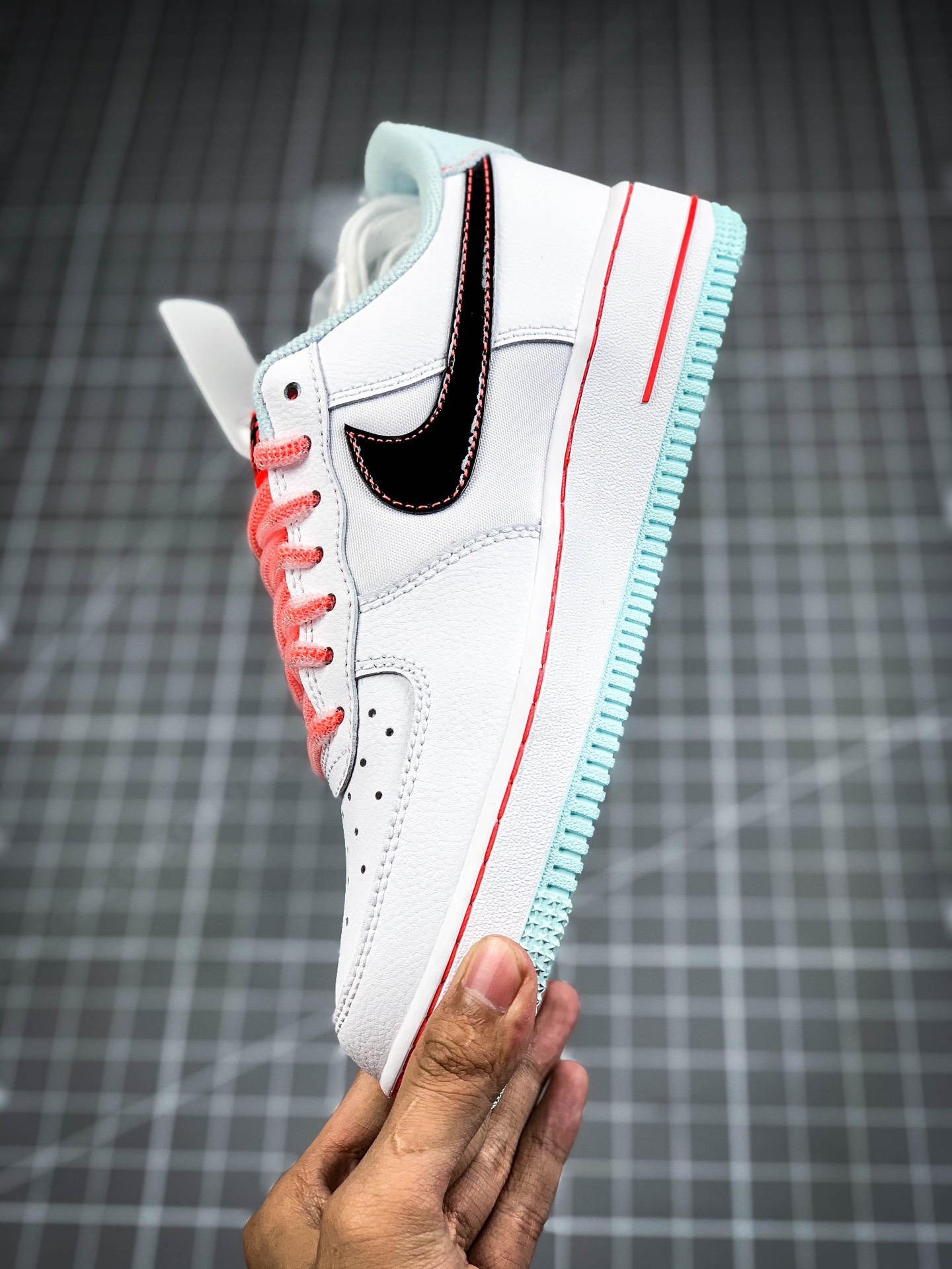 200  Nike Air Force 1 ’07 LV8 3 白蓝粉 南海岸 空军一号低帮百搭休闲运动板鞋DD7709-100