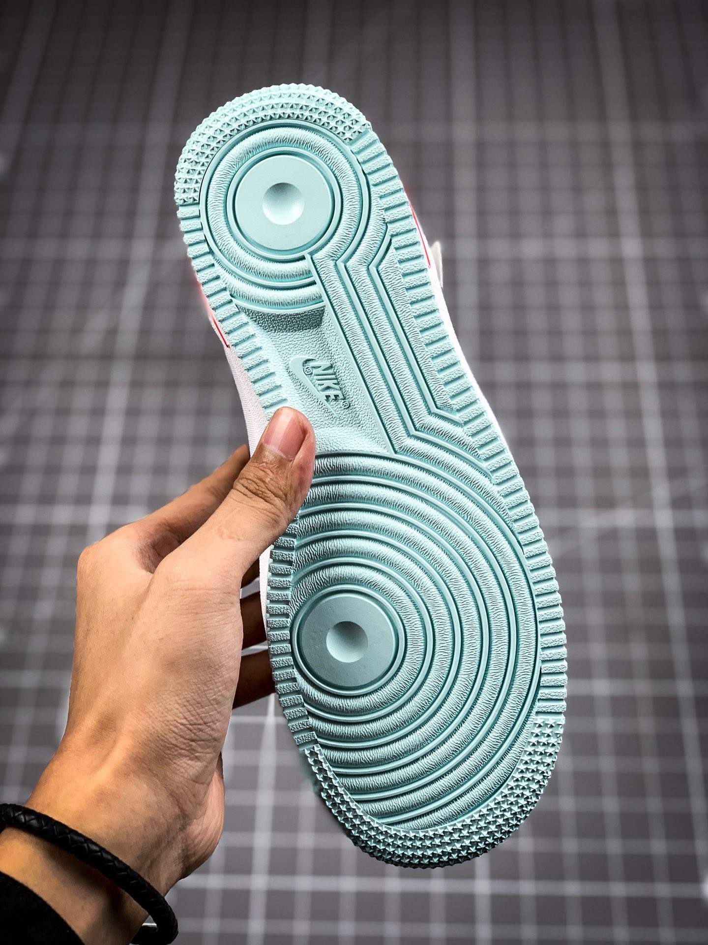 200  Nike Air Force 1 ’07 LV8 3 白蓝粉 南海岸 空军一号低帮百搭休闲运动板鞋DD7709-100