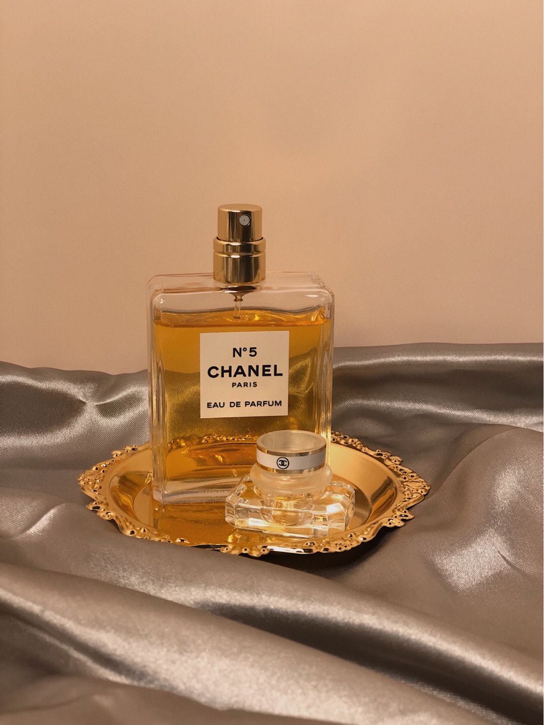 ️ Chanel Classic No - Lifestyle 2