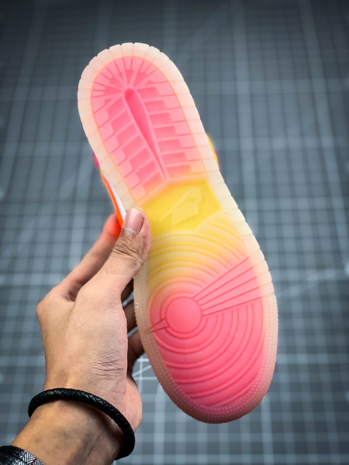 280  女生专属|AIR JORDAN 1 MD EDGE GLOW GS糖果二次元是否捕获了你的少女心呢CV4611-100
