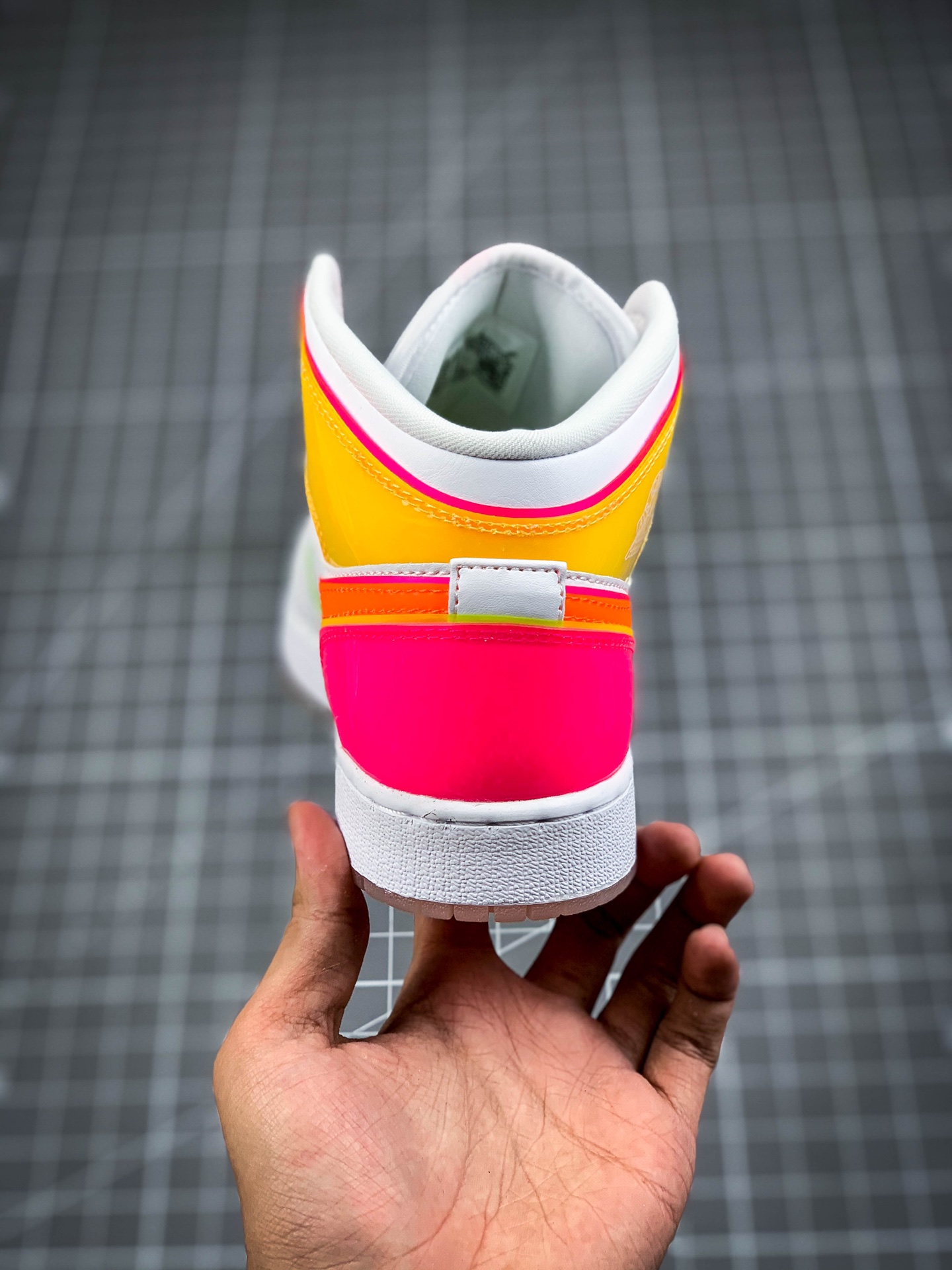 280  女生专属|AIR JORDAN 1 MD EDGE GLOW GS糖果二次元是否捕获了你的少女心呢CV4611-100