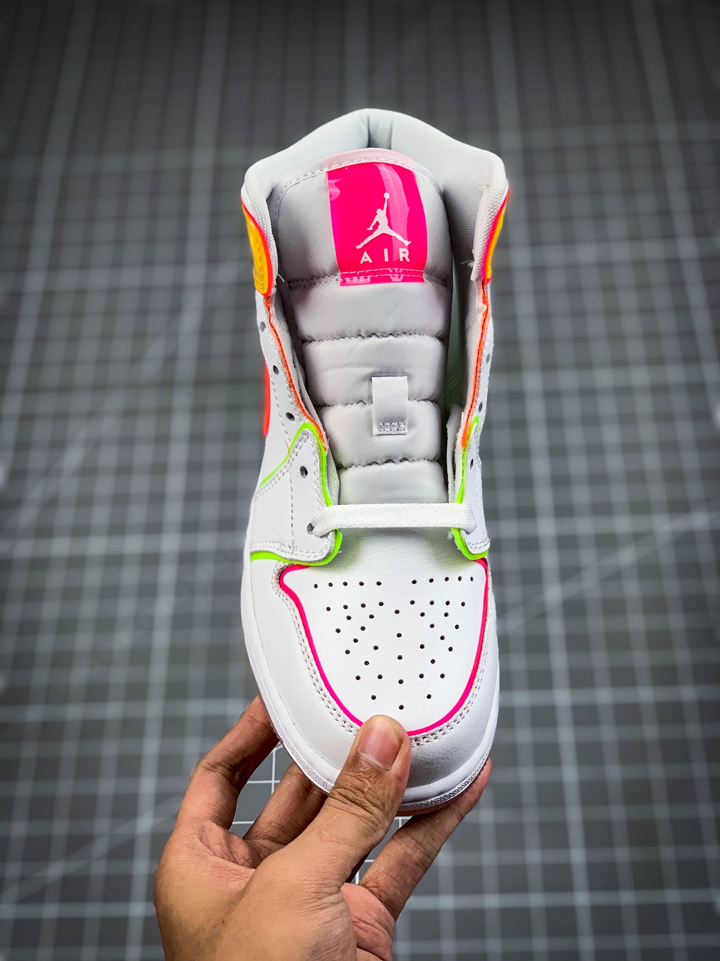 280  女生专属|AIR JORDAN 1 MD EDGE GLOW GS糖果二次元是否捕获了你的少女心呢CV4611-100