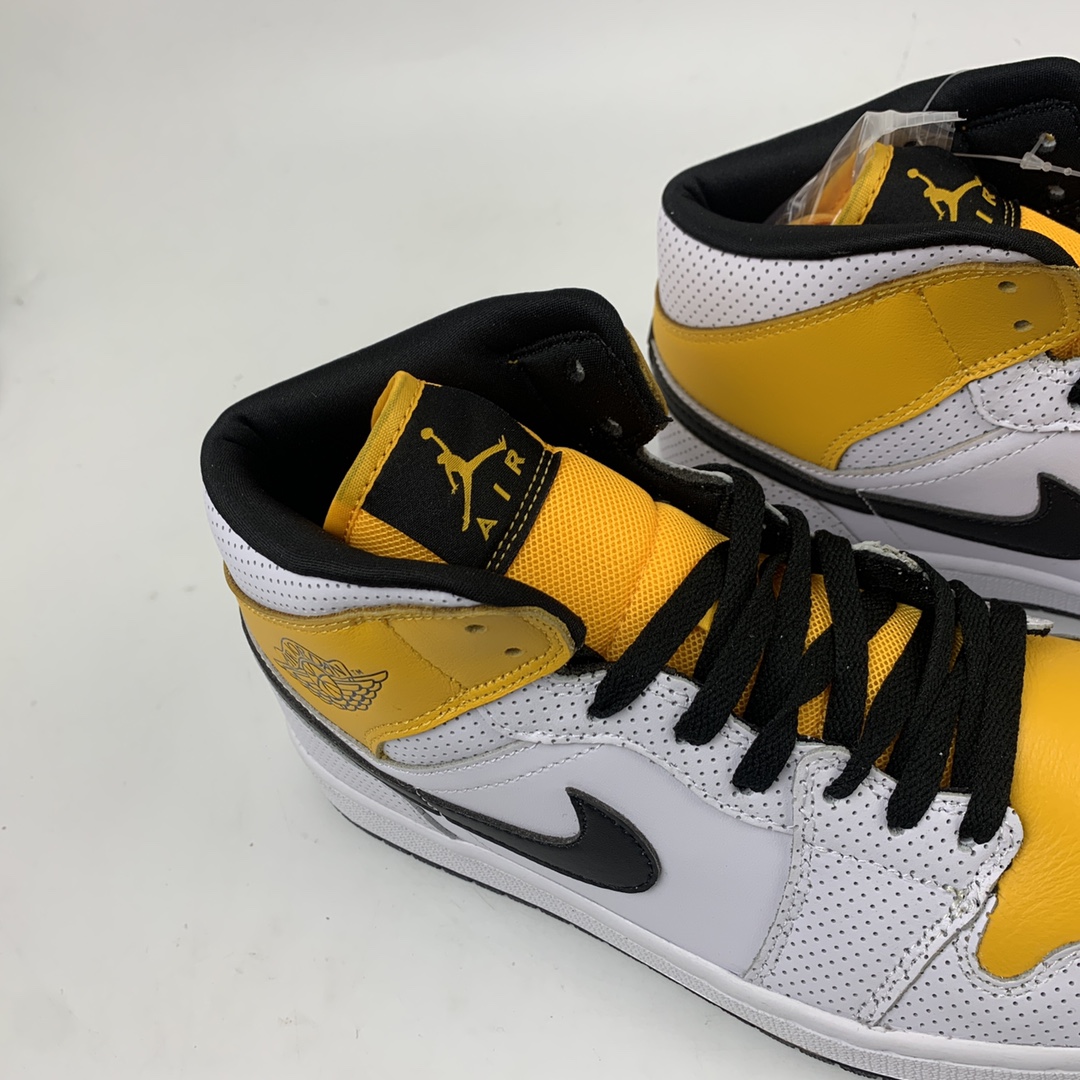240 Air Jordan 1 Mid AJ1 乔1 中帮百搭休闲运动板鞋 BQ6472-107