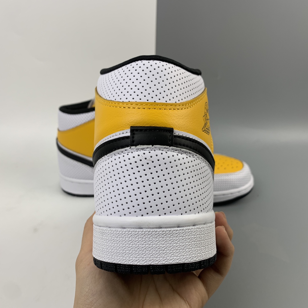 240 Air Jordan 1 Mid AJ1 乔1 中帮百搭休闲运动板鞋 BQ6472-107