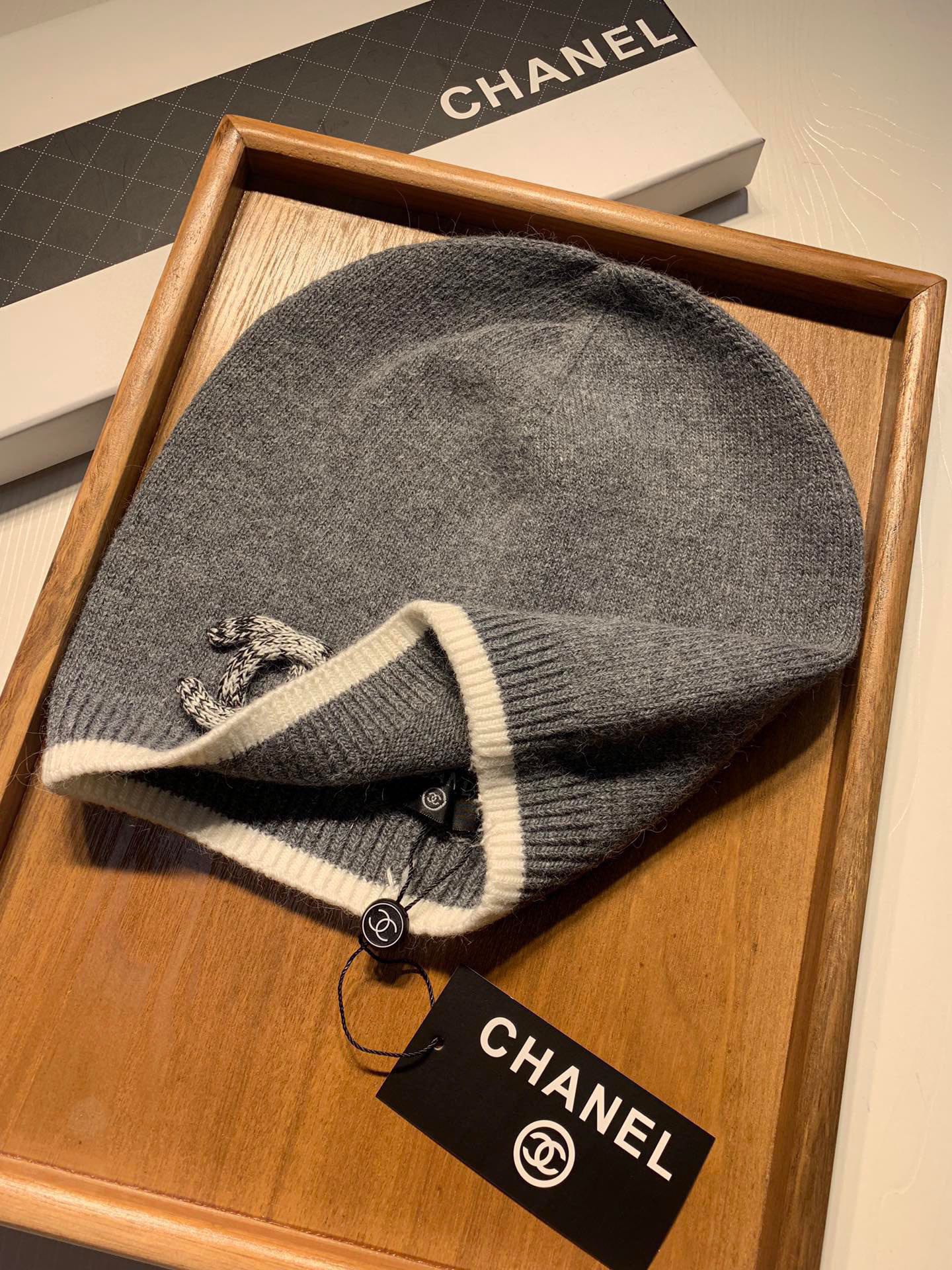 🌹。C家。【羊毛单帽】客供小羊毛！珍贵典藏的灵魂帽子！客供色纱.每个颜色都非常好看！经典！手感软腻.70