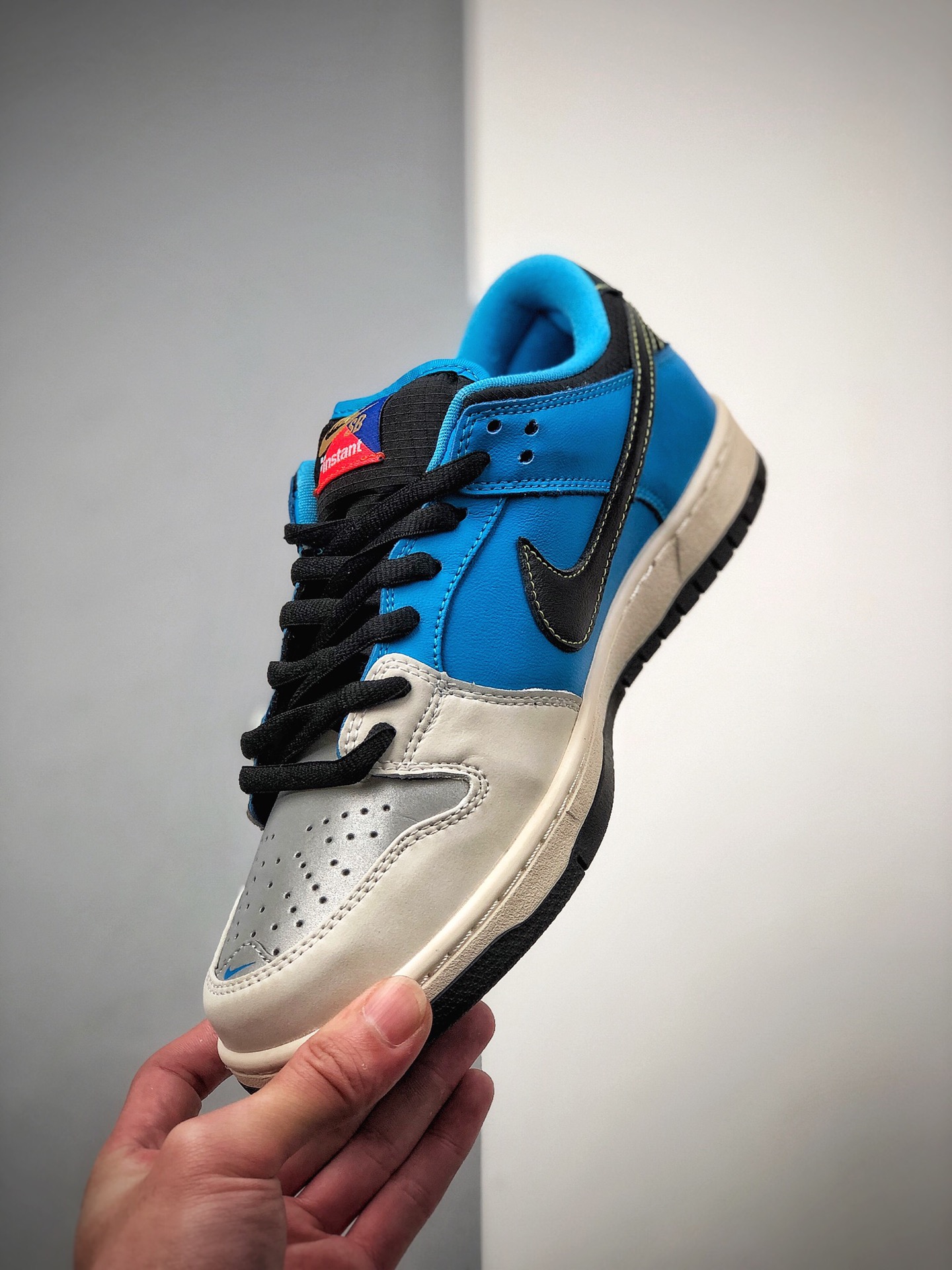 180  日本知名滑板店铺 Instant Skateboard x Nike Dunk Low 联名限定运动休闲板鞋 CZ5128-400