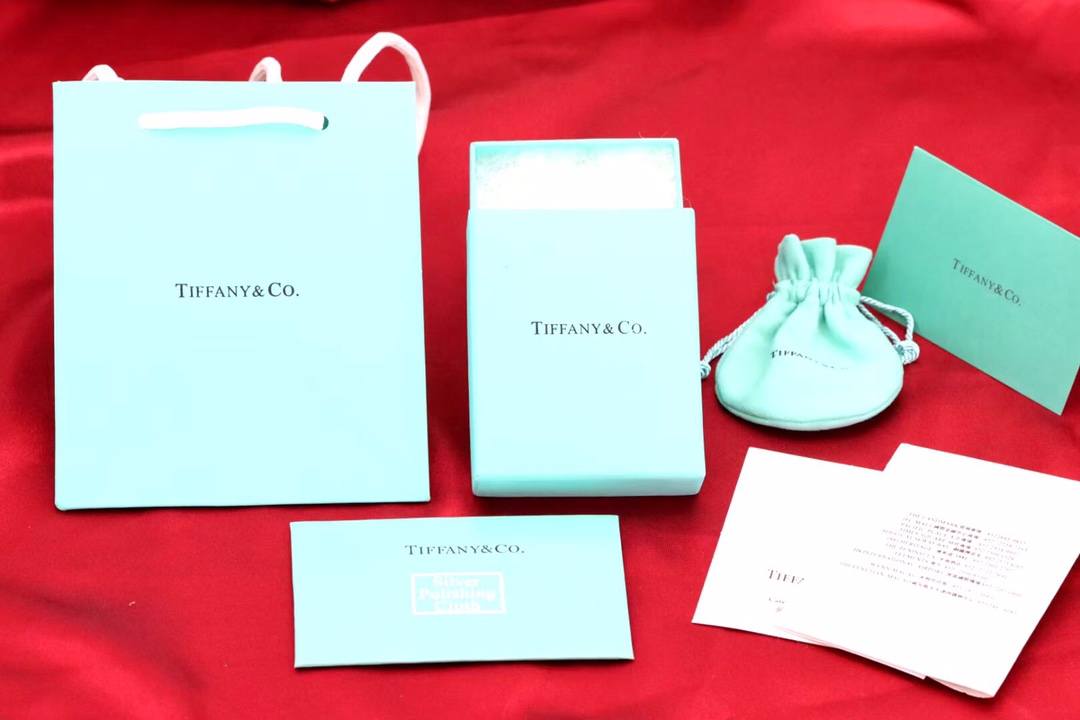 Tiffany & Co. 两件 配一套Tiffany 原盒 包邮