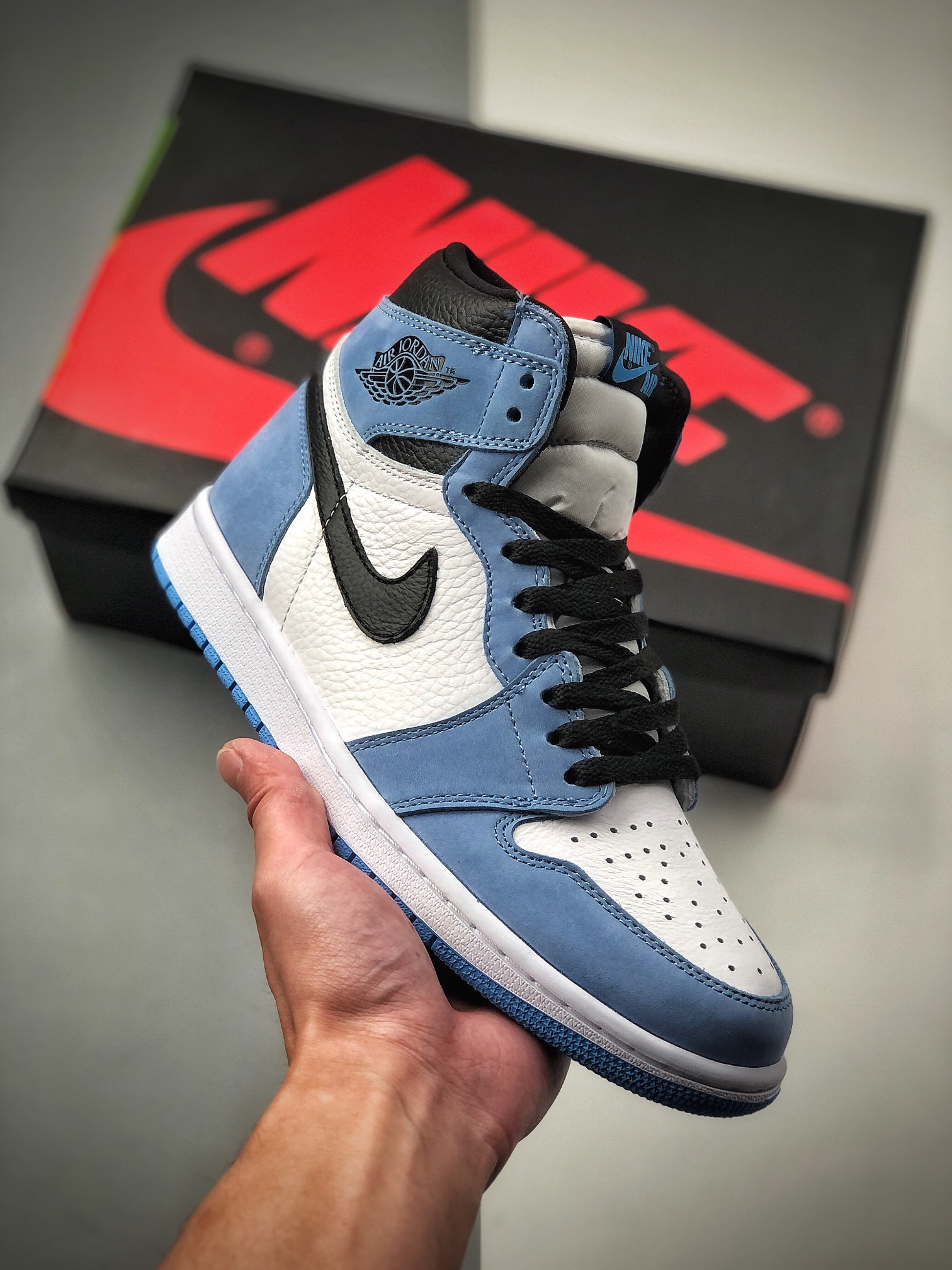 Nuevo color Air Jordan 1 Retro High AJ1 high azul universitario Sin rival en el mismo rango de precios Fábrica de Dongg…