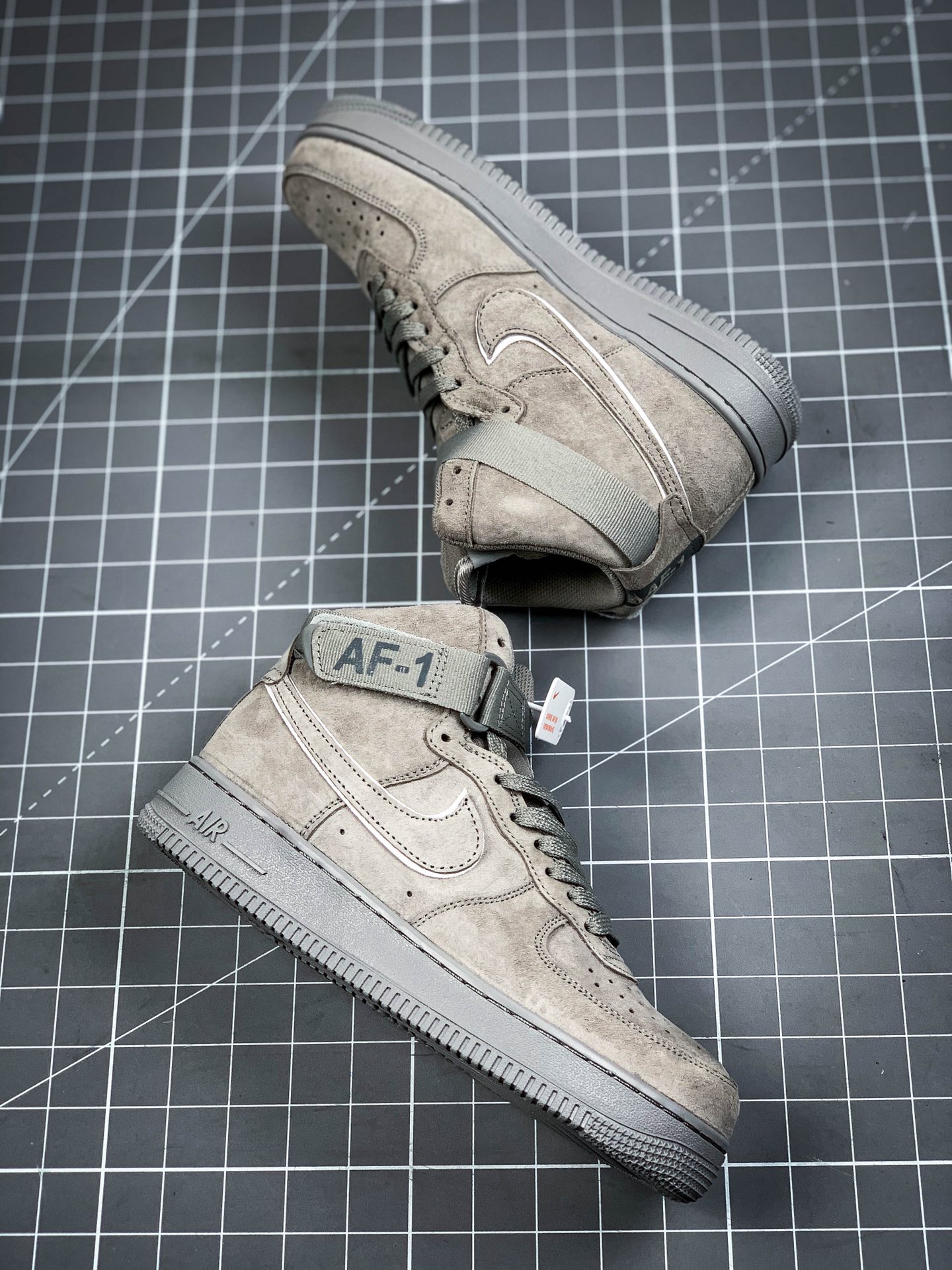 200 耐克 Nike Air Force 1 Low 灰麂皮3M限定系列 空军一号休闲运动板鞋AA1117-201