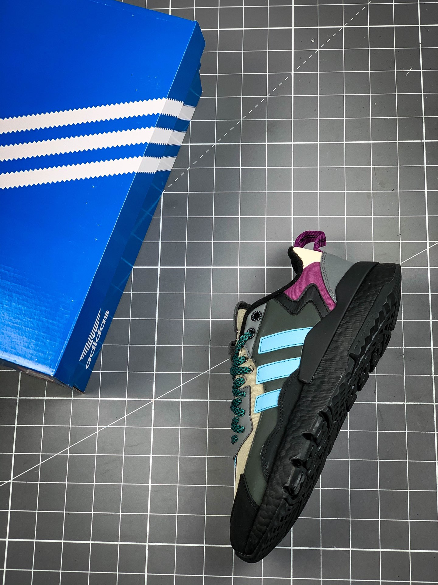 200 新配色出货 AD Nite Jogger Boost 夜行者爆米花大底复古跑鞋 FZ3665