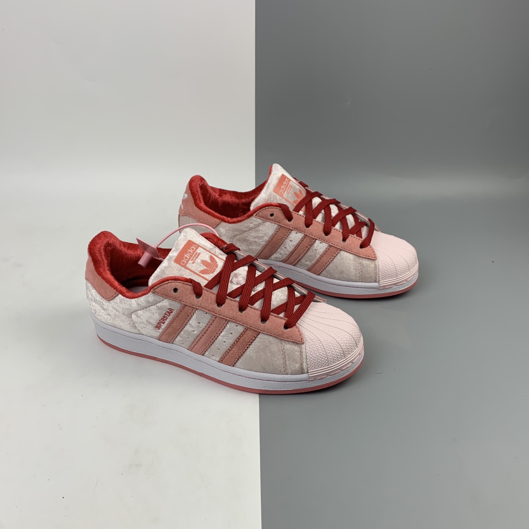 200 Adidas Superstar 三叶草低帮经典百搭休闲运动板鞋“情人节白粉丝绒”低帮休闲运动滑板鞋 CT2552