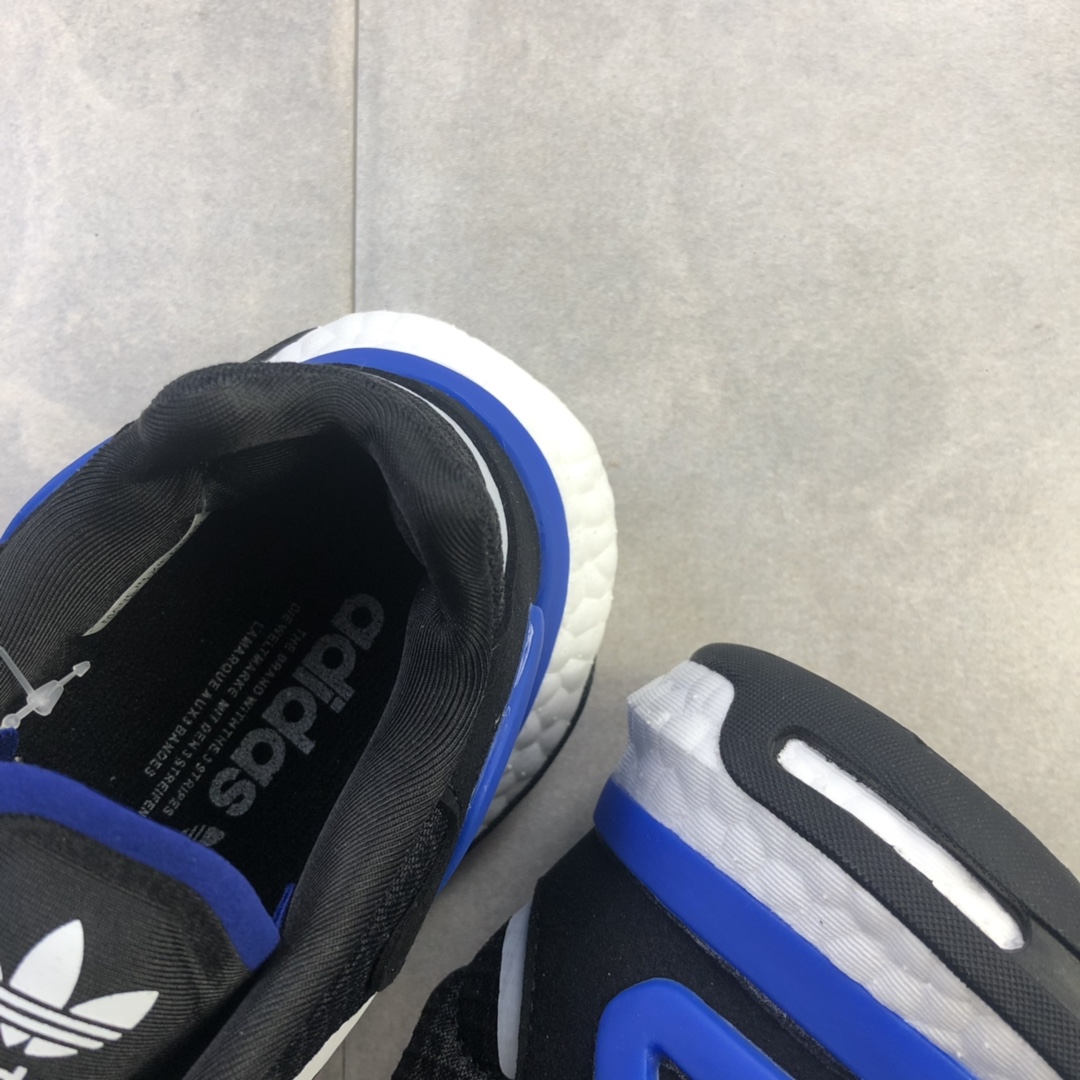 200  Adidas Originals Day Jogger 夜行者二代 新品首发街头先锋adidas Originals引入未来科技理念FW4041