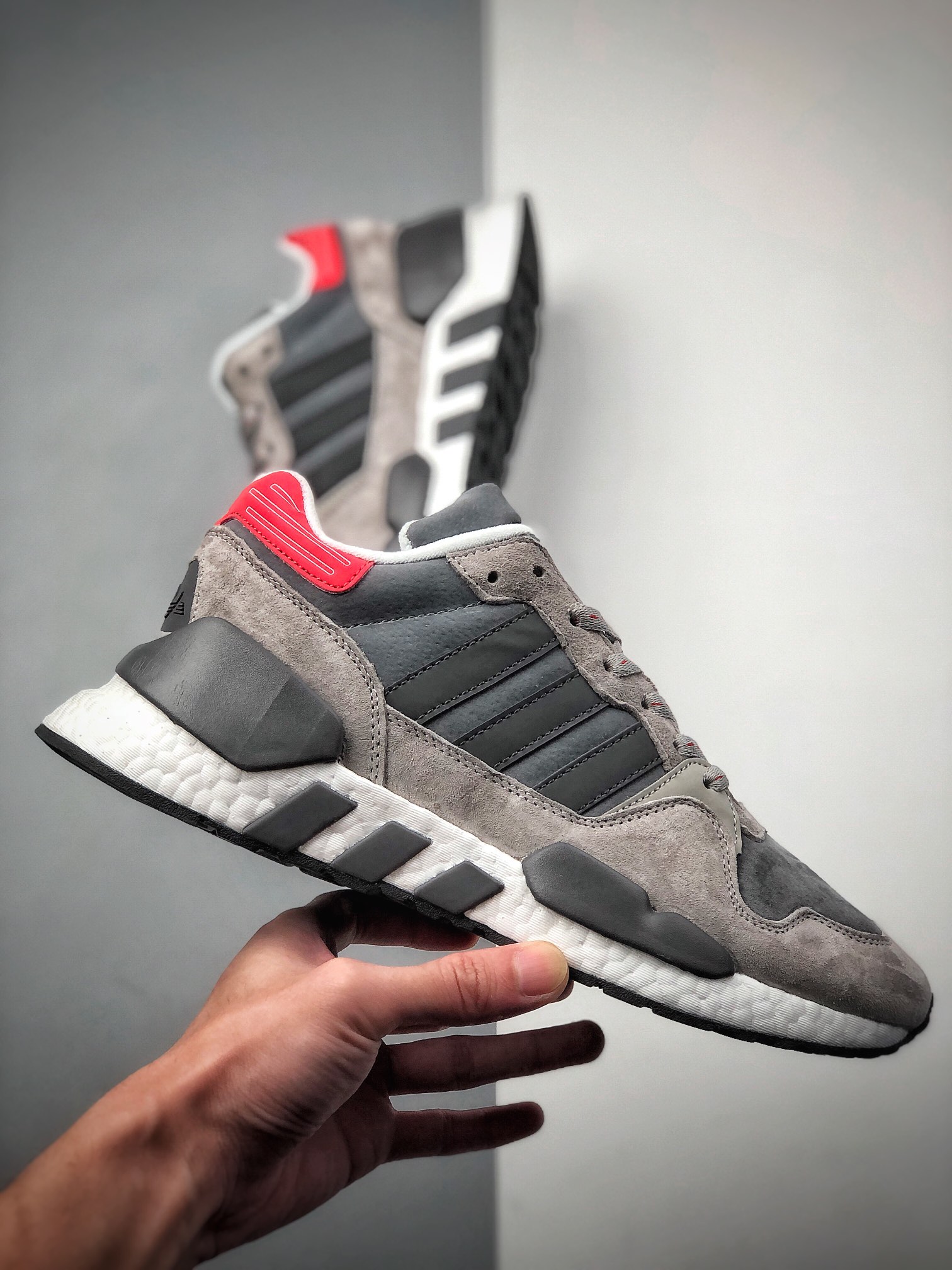 220  2020秋冬新品，阿迪达斯Adidas Originals ZX930 x EQT 灰红 联乘街头休闲运动慢跑鞋G26155