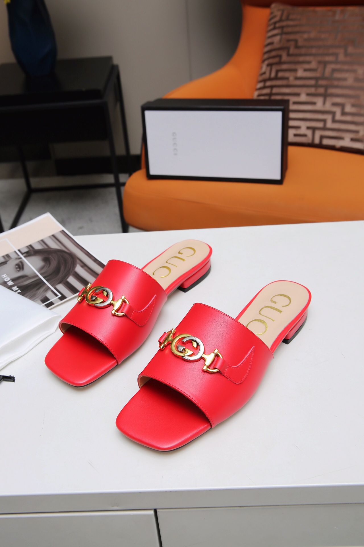 Gucci Leather Slide Sandal with Double G Hardware - Stylish & Comfortable 4 i1607788714 9091 3