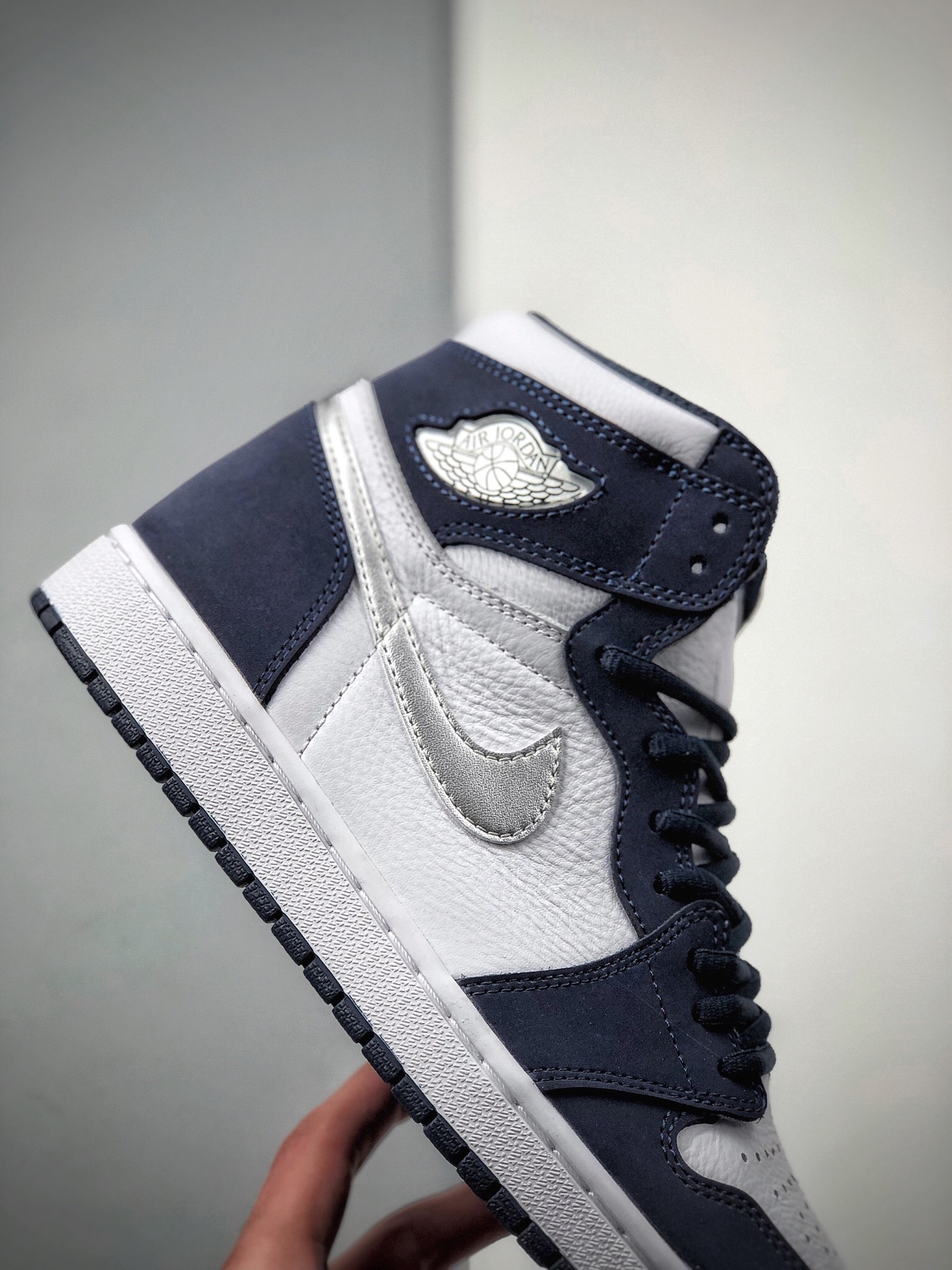 320  Nike Air Jordan 1 High OG “Game Royal”蓝白配色搭银钩原装苯胺革 AJ1乔丹一代 高帮 DC1788-100