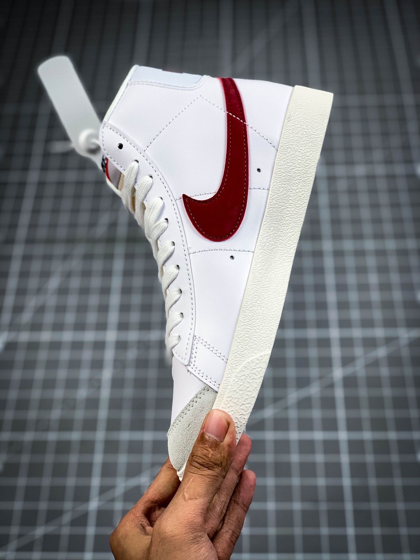 160 公司级耐克Nike Blazer Mid VNTG ‘77 开拓者 复经古典中帮百搭休闲运板动鞋BQ6806-102