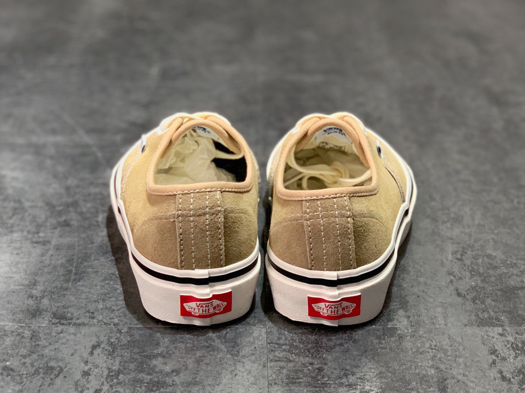140   秋冬新款Vans Authentic  安纳海姆麂皮系列 硫化板鞋