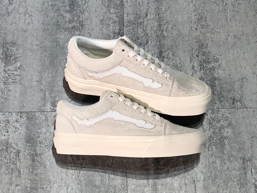 150 Blends联名Vans Old Skool ComfyCush 黑白麂皮骨头图案帆布鞋