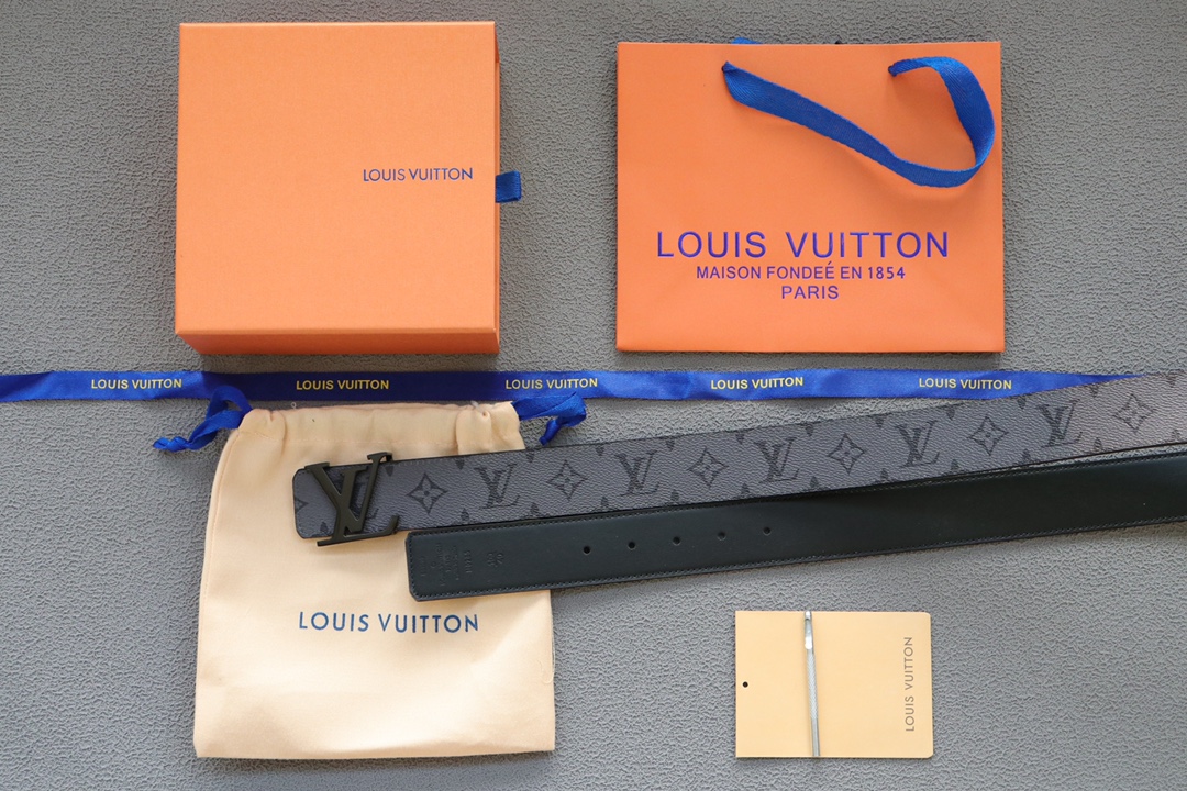 Louis Vuitton - Belt