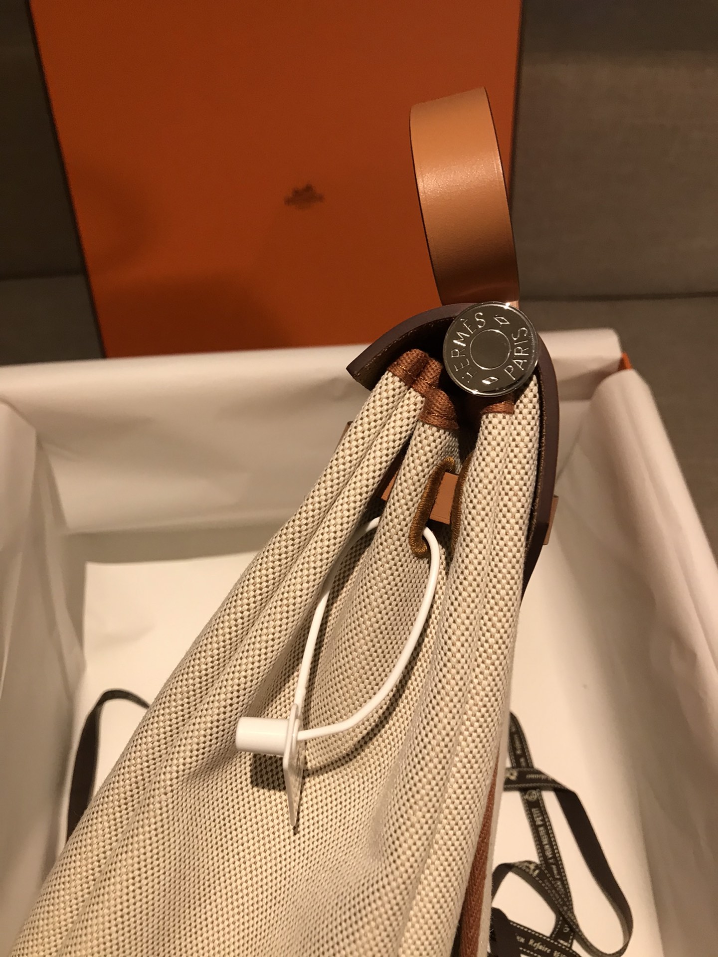 Come iniziare a vendere replica Borse Crossbody & Borse a Tracolla Beige Marrone Colore caffè Bianco 5 i1607870507 2160 3