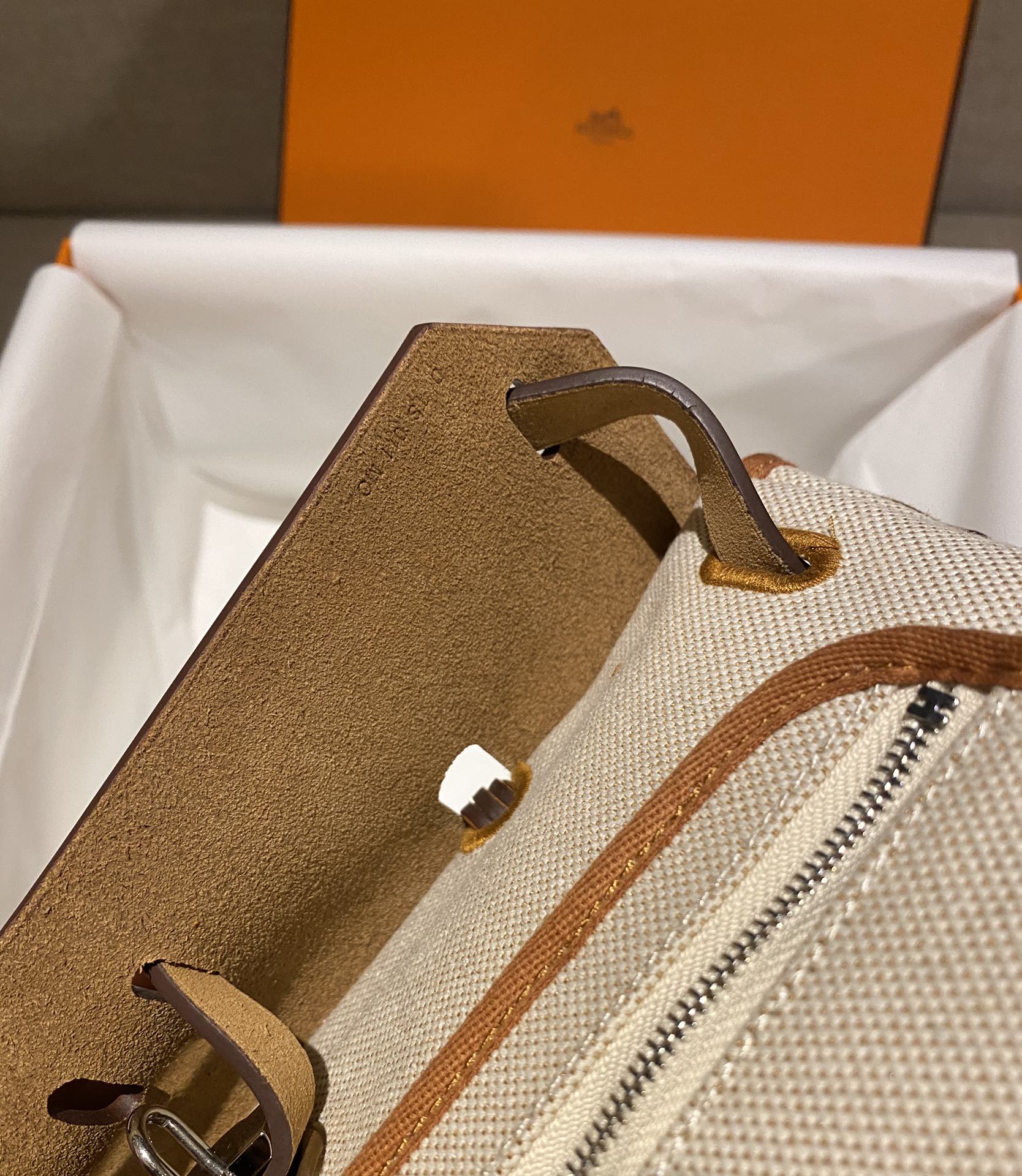 Come iniziare a vendere replica Borse Crossbody & Borse a Tracolla Beige Marrone Colore caffè Bianco 10 i1607870507 7151 8
